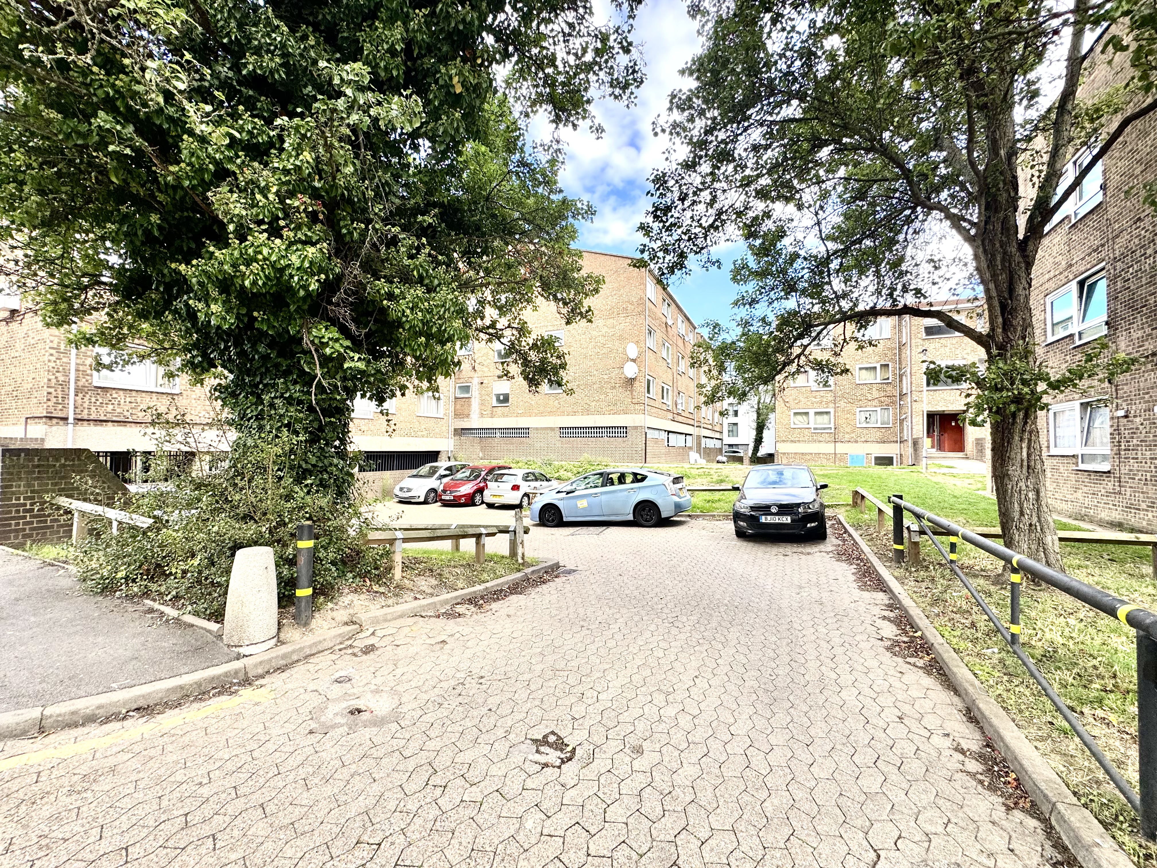 Photo 12
