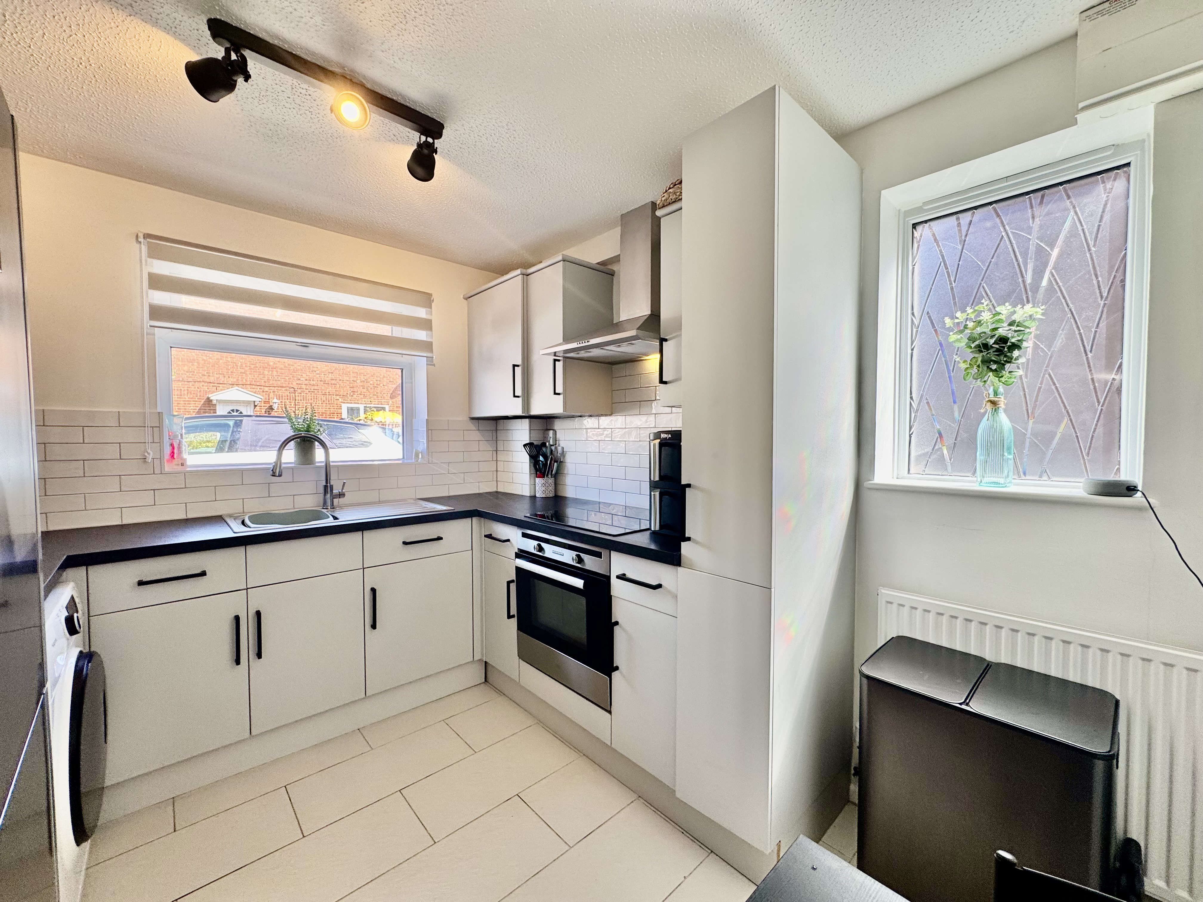 Corbridge Drive, Luton, LU2, photo 3
