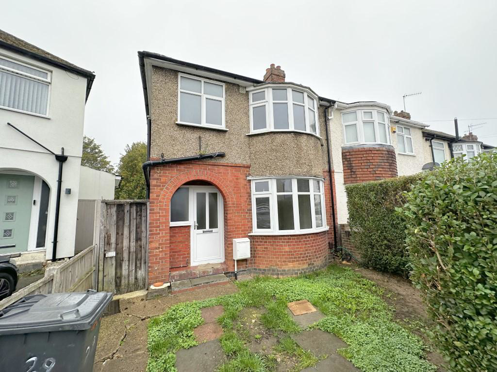 Shelley Road, Luton, LU4
