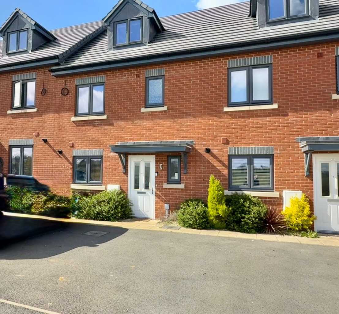 16 Luffield Close, Daventry, NN11 2AF, photo 28