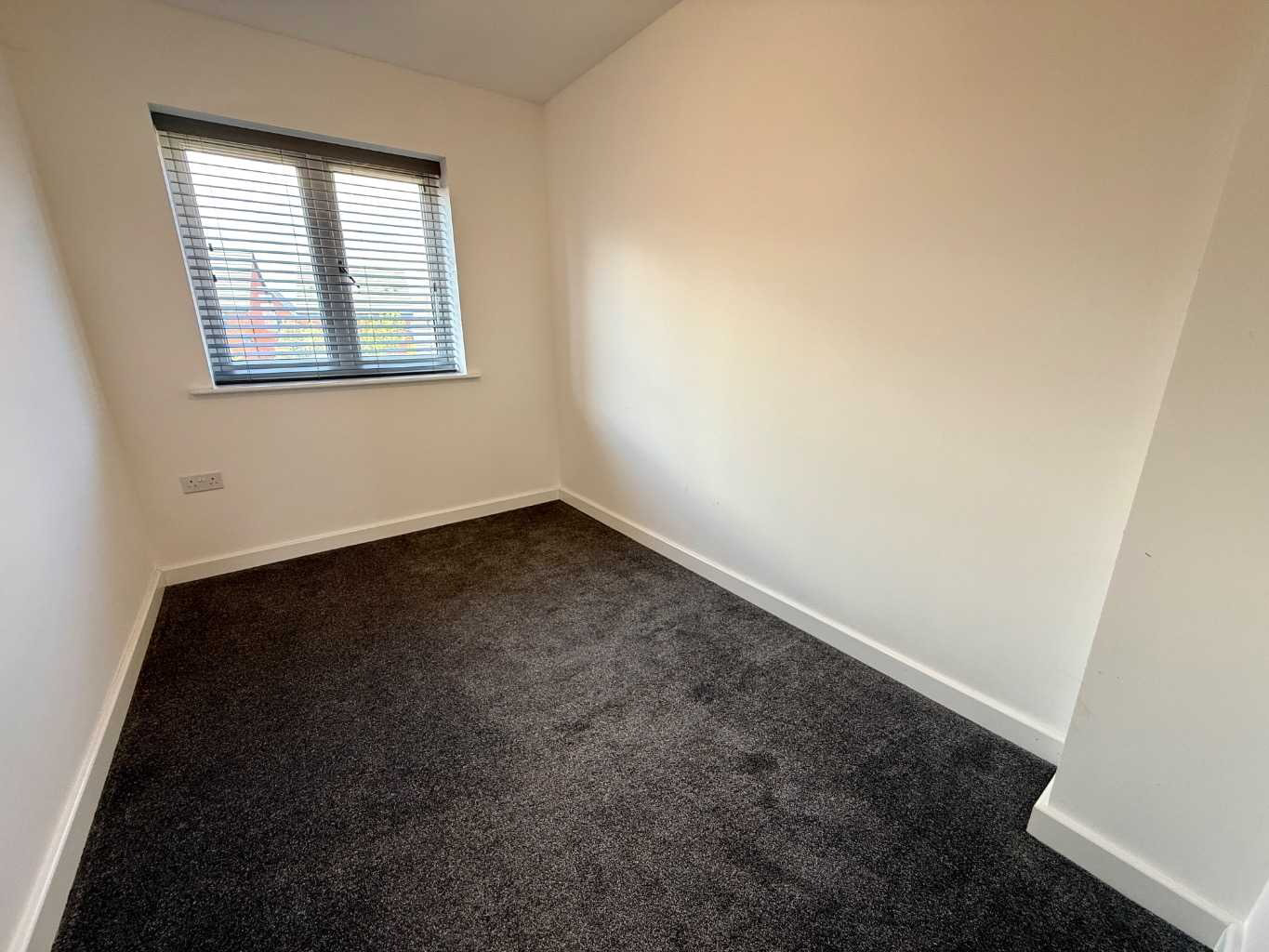 16 Luffield Close, Daventry, NN11 2AF, photo 23