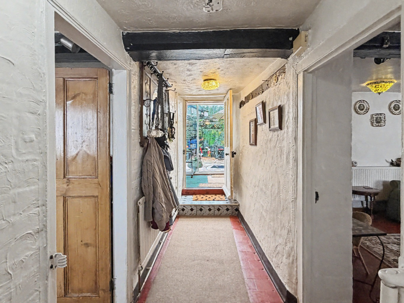 Photo 19