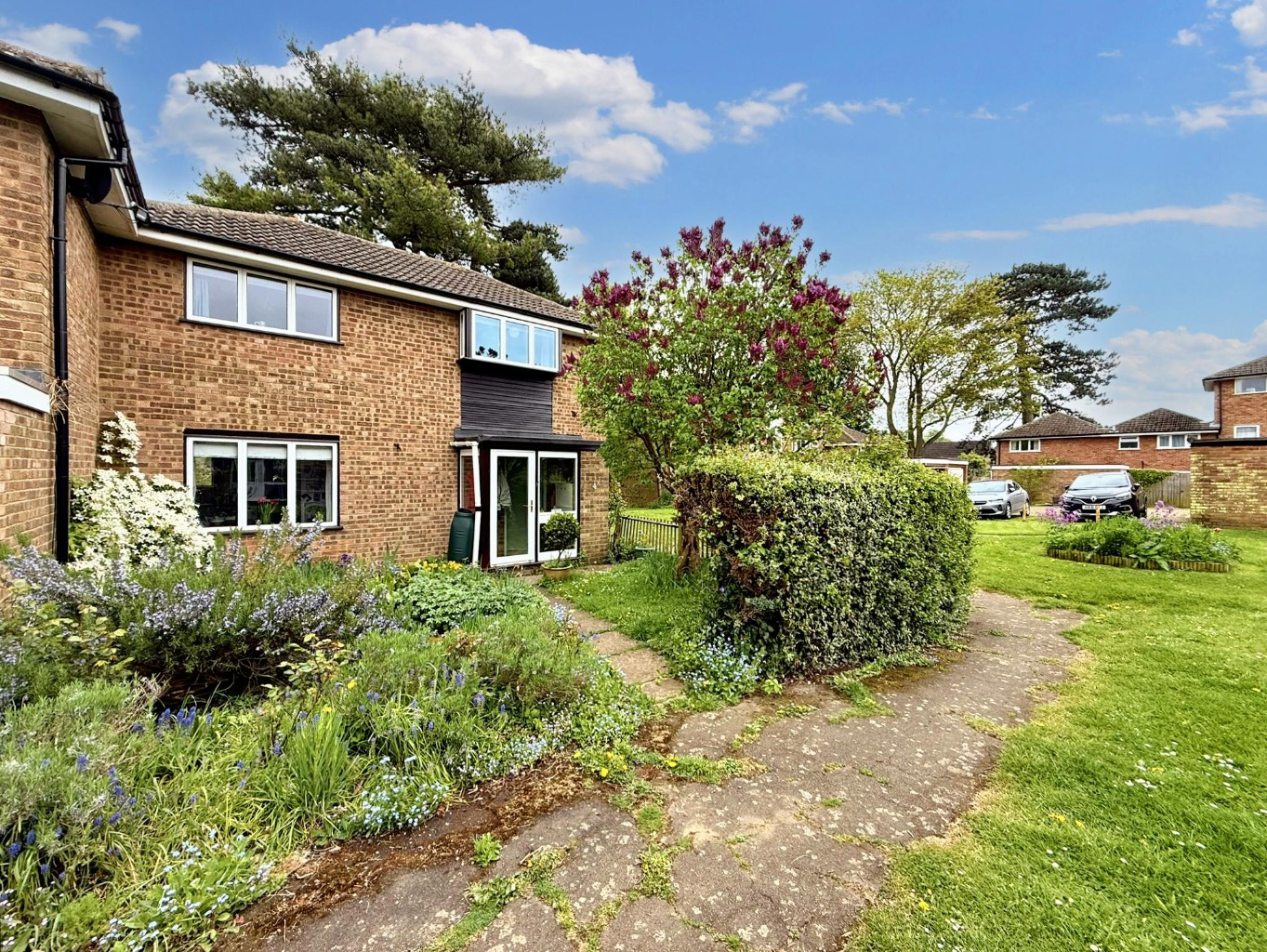 4 Regency Close, Weedon, NN7 4PD