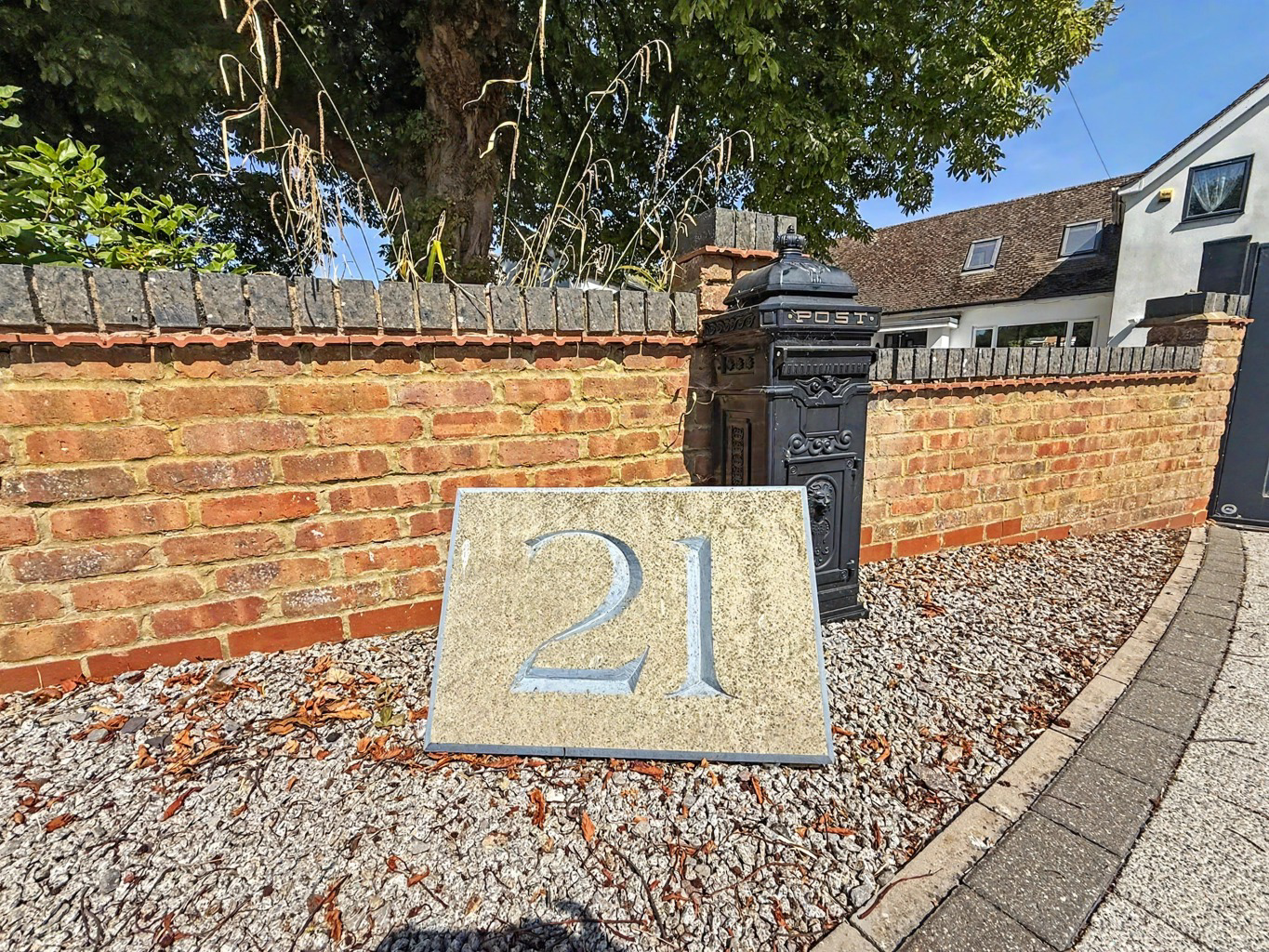Photo 48