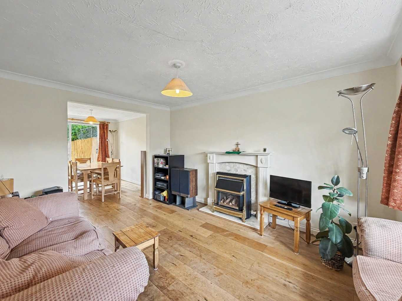 4 Wild Cherry Close, Woodford Halse, NN11 3DL, photo 3