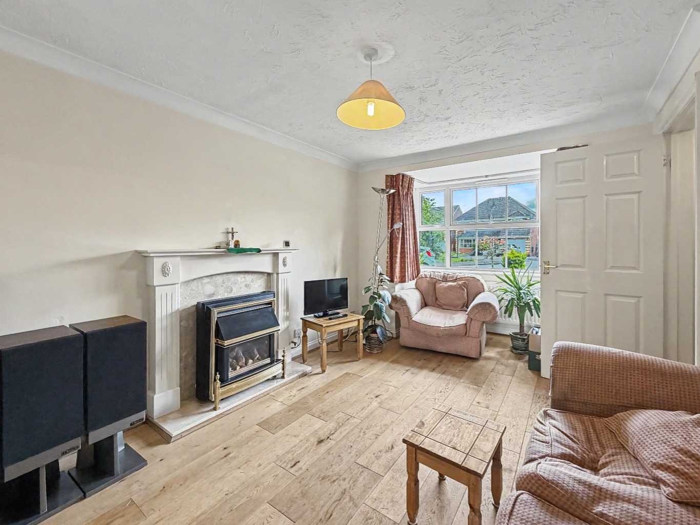 4 Wild Cherry Close, Woodford Halse, NN11 3DL, photo 5