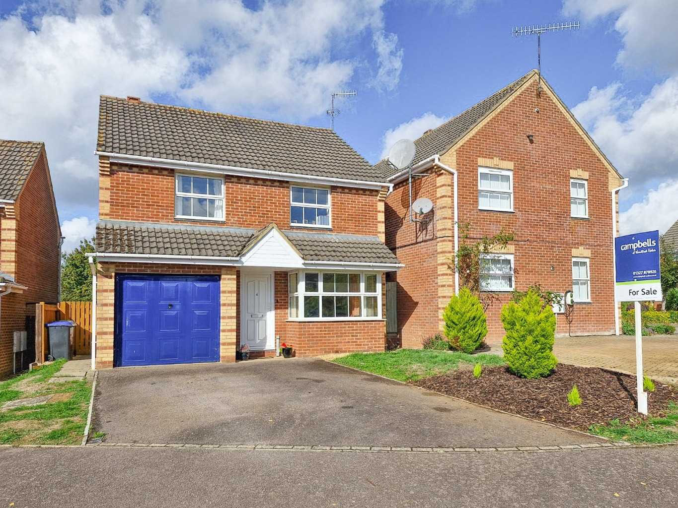 4 Wild Cherry Close, Woodford Halse, NN11 3DL