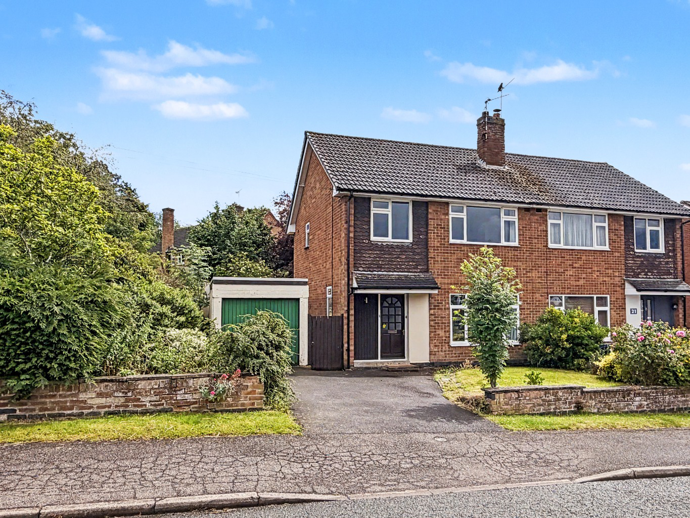 19 Rectory Close, Crick, NN6 7SY