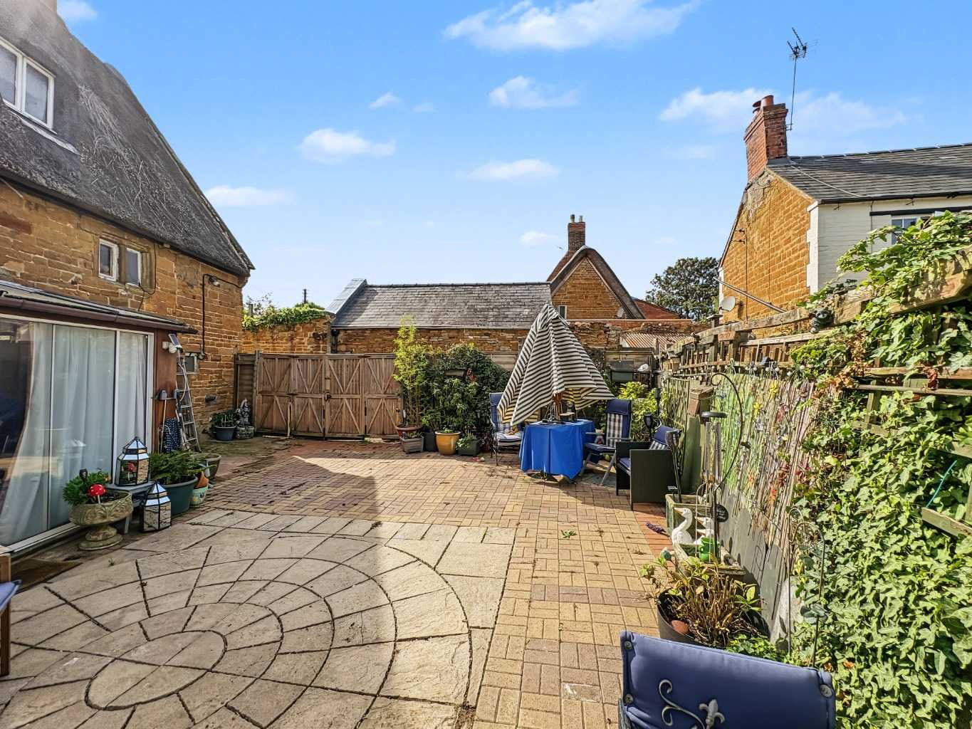 Homestead, 2 Mill Road, Kislingbury, NN7 4BB, photo 37