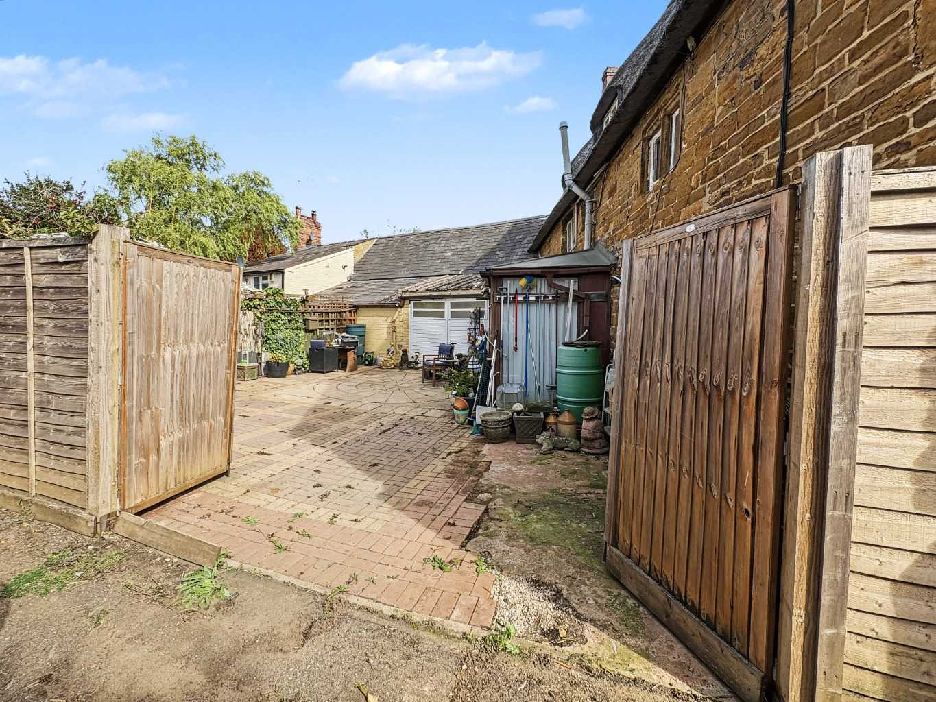 Homestead, 2 Mill Road, Kislingbury, NN7 4BB, photo 36