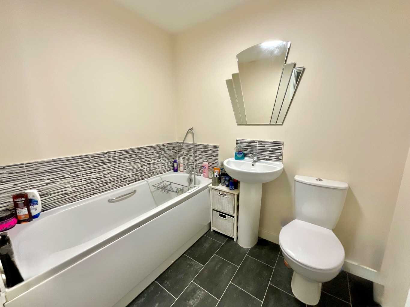 4 Boswell Street, Upton, NN5 4FT, photo 15
