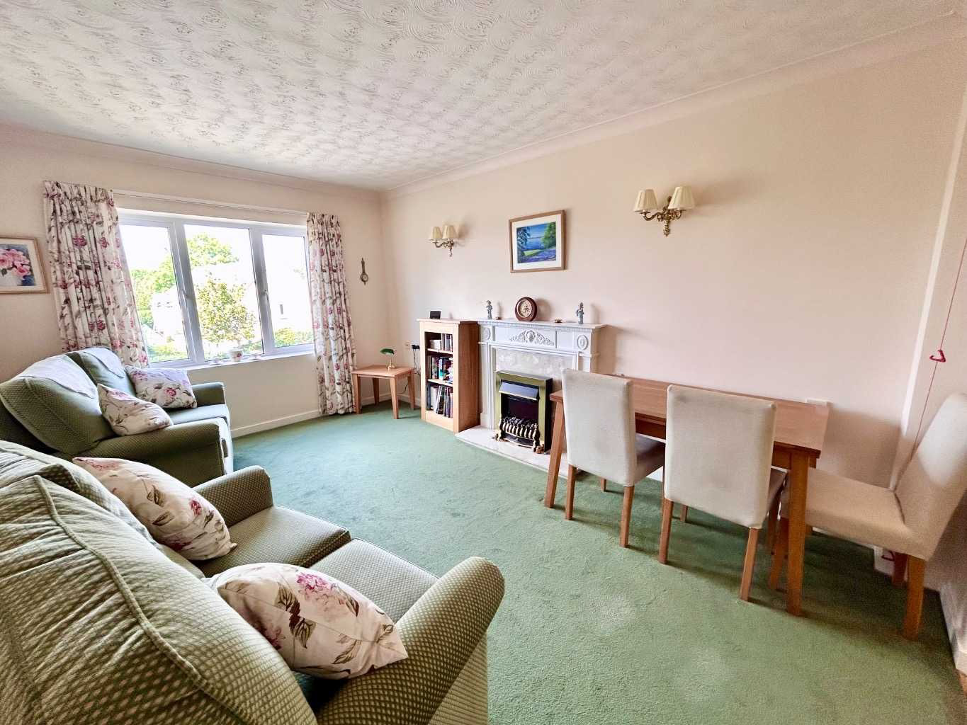 Flat 2, Bredon Court, Station Road, Broadway, WR12 7DL, photo 12