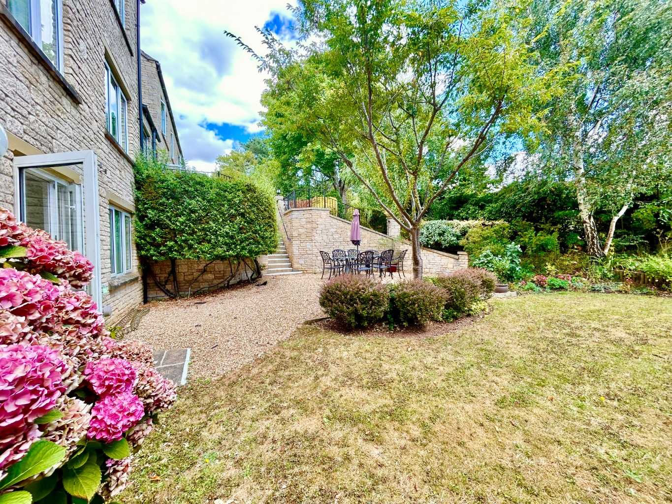 Flat 2, Bredon Court, Station Road, Broadway, WR12 7DL, photo 34