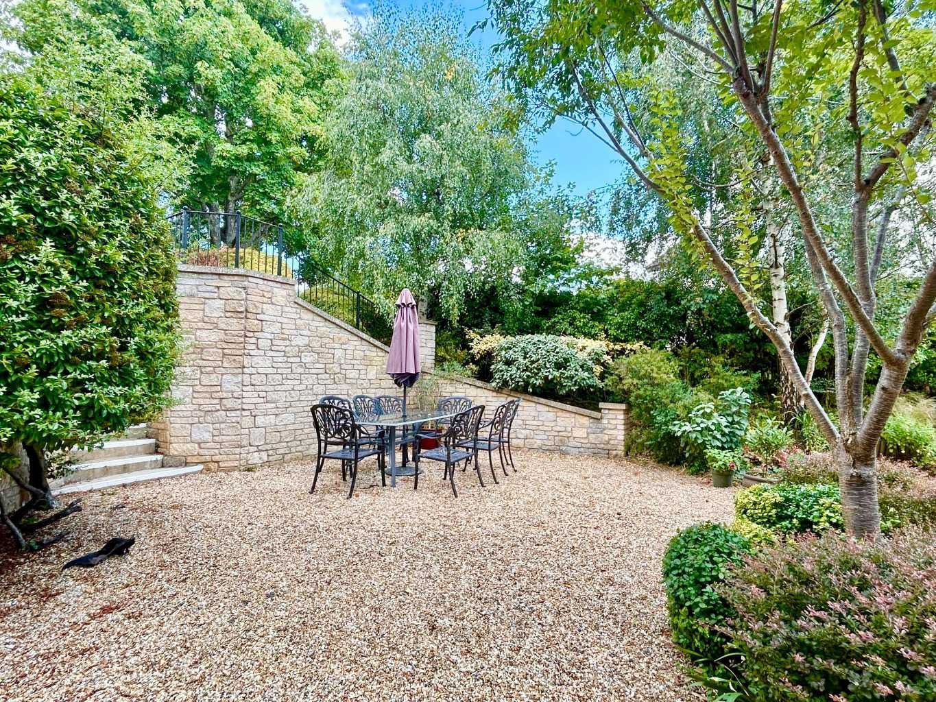 Flat 2, Bredon Court, Station Road, Broadway, WR12 7DL, photo 9