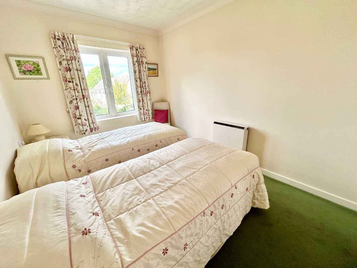 Flat 2, Bredon Court, Station Road, Broadway, WR12 7DL, photo 20