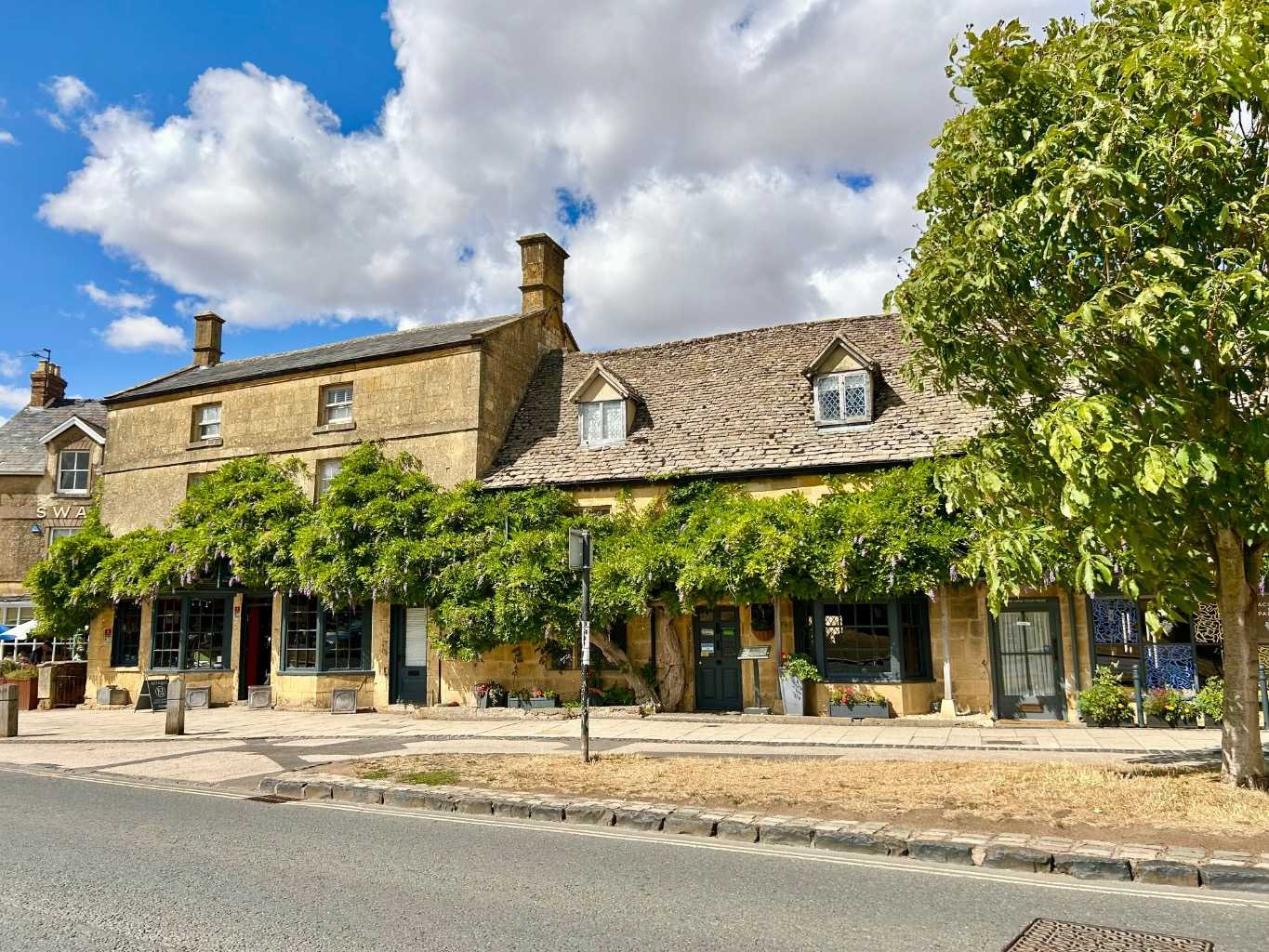 Flat 2, Bredon Court, Station Road, Broadway, WR12 7DL, photo 44