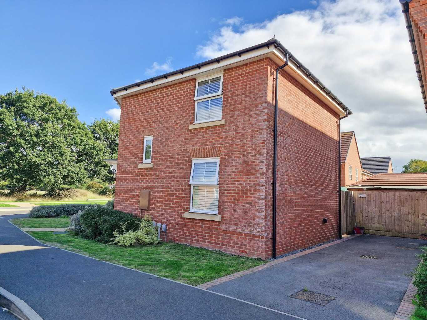 20 Celadon Road, Rugby, CV22 5PS, photo 33