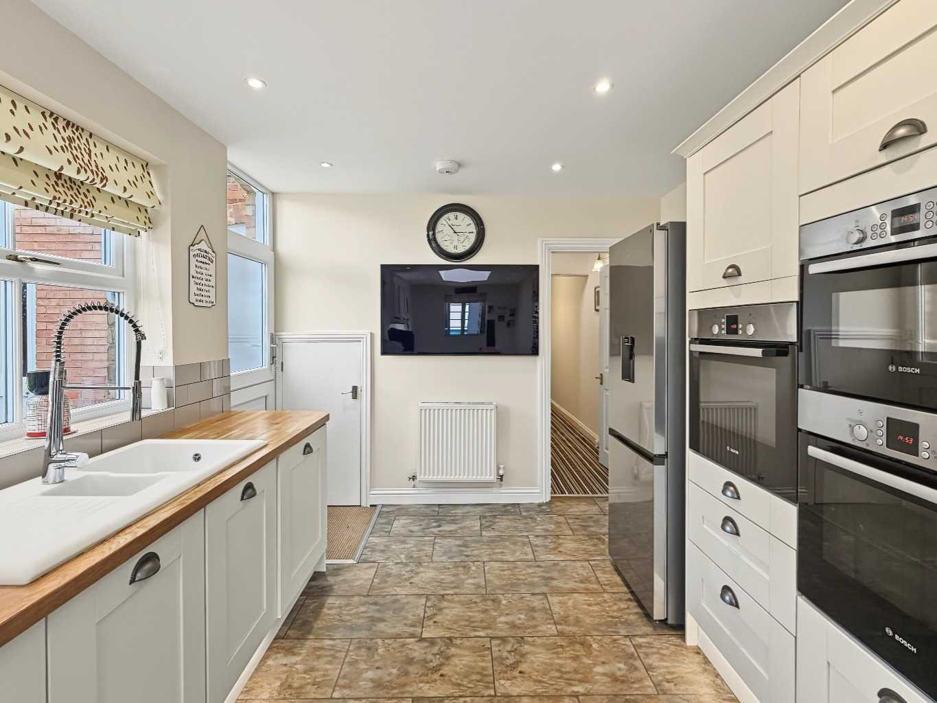 29 Main Road, Crick, NN6 7TU, photo 15