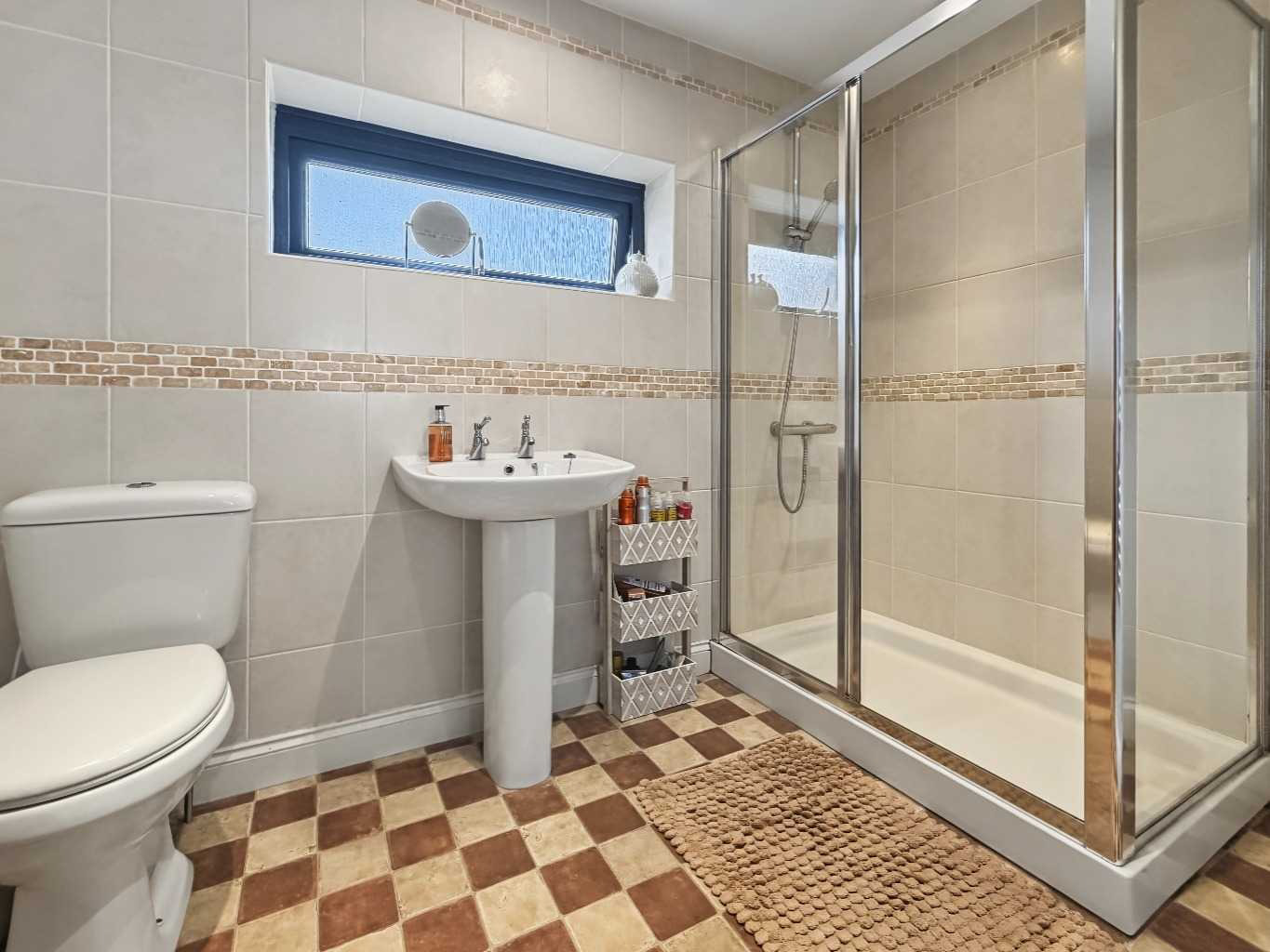 29 Main Road, Crick, NN6 7TU, photo 25