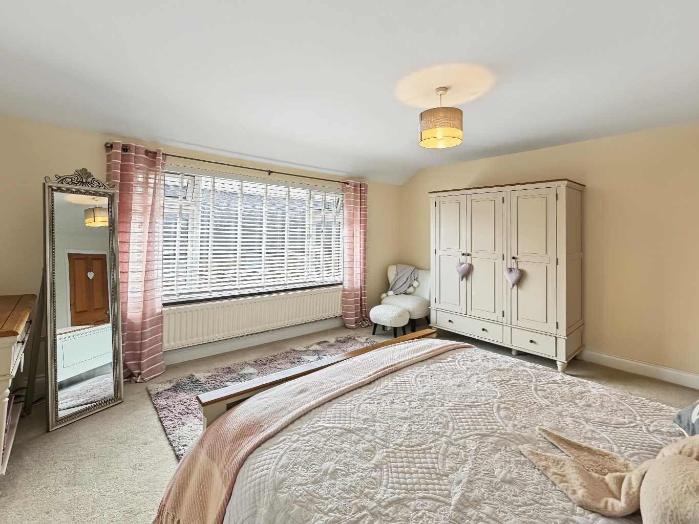 29 Main Road, Crick, NN6 7TU, photo 22