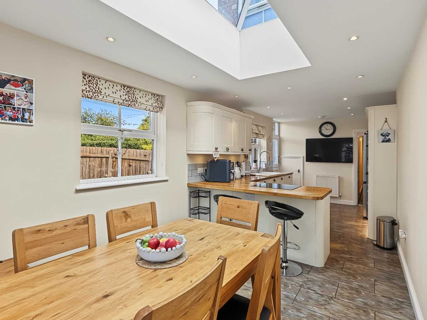 29 Main Road, Crick, NN6 7TU, photo 11