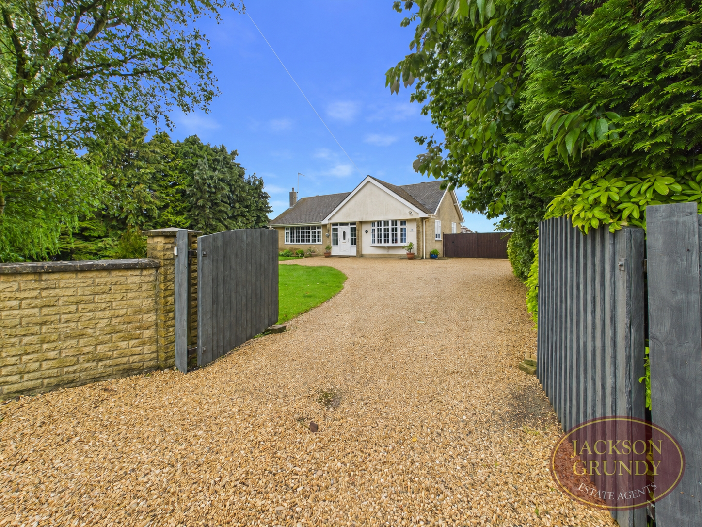 Long Buckby Road, Daventry, NN11 2LT, photo 20