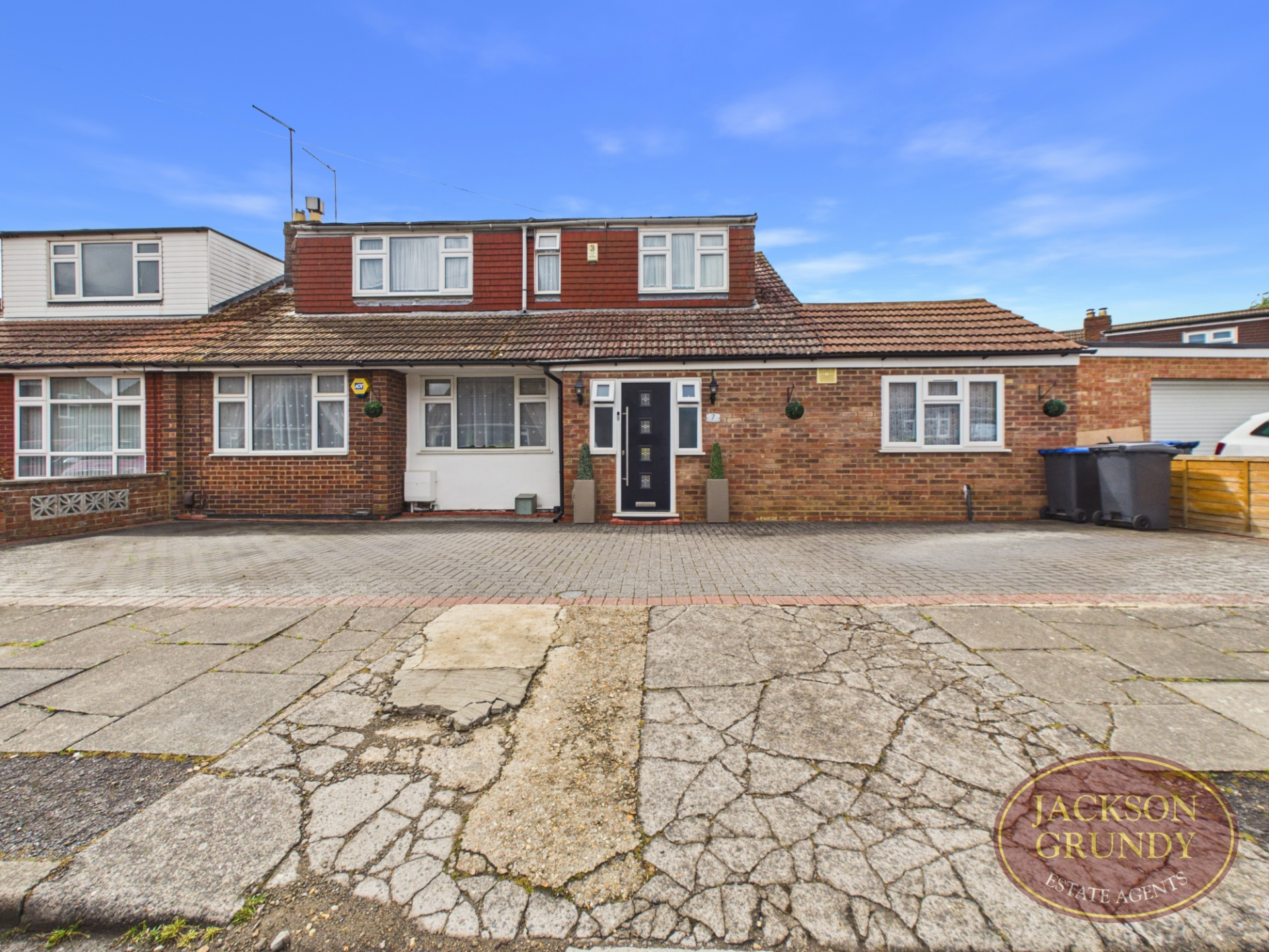 Parklands Avenue, Parklands, NN3 6DS
