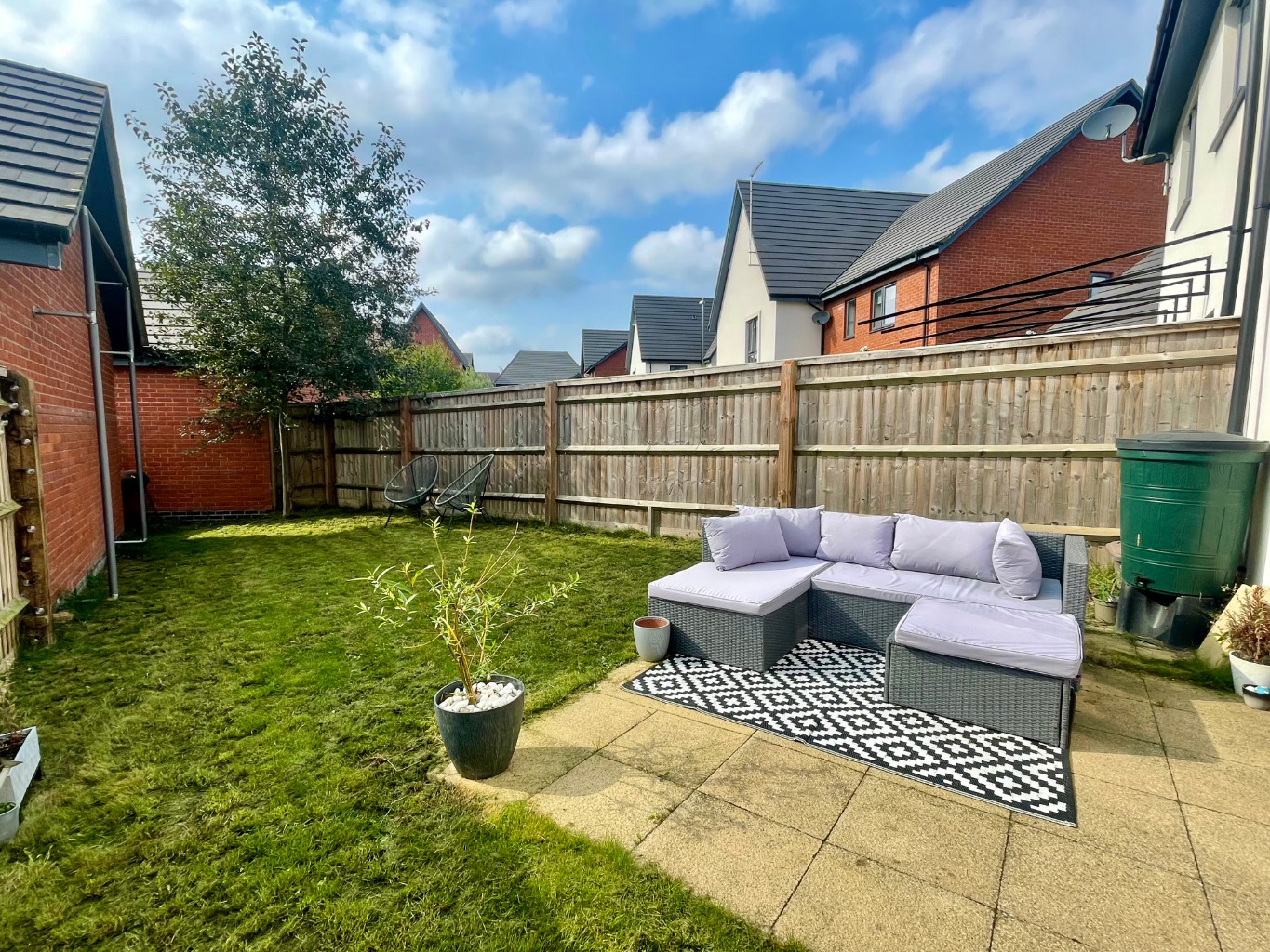 Croxden Way, Daventry, NN11 2PD, photo 2