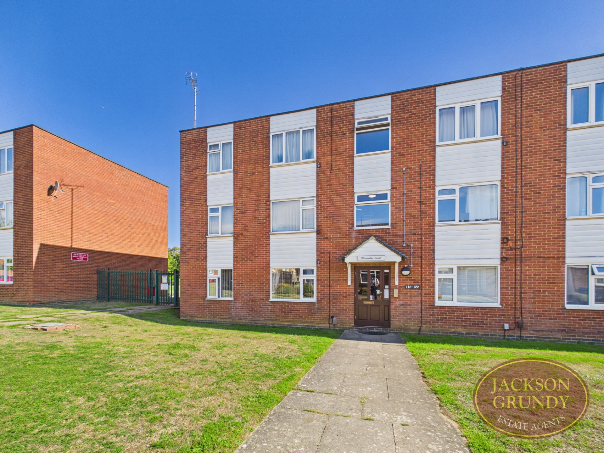 Chiltern Way, Duston, NN5 6BP