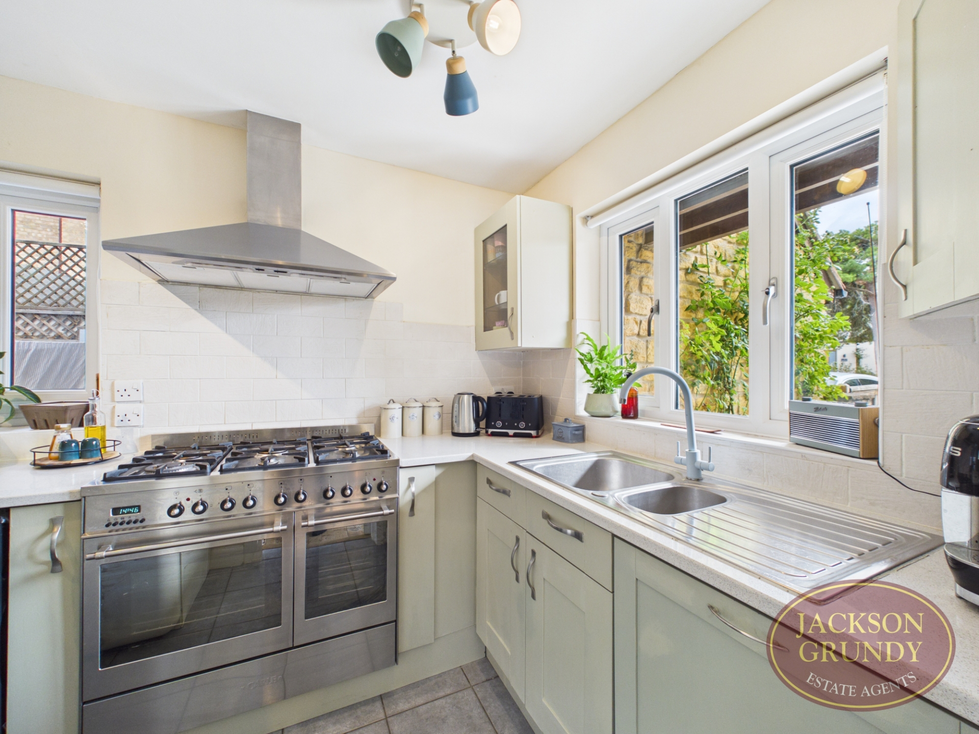 High Street, Weston Favell, NN3 3JS, photo 2