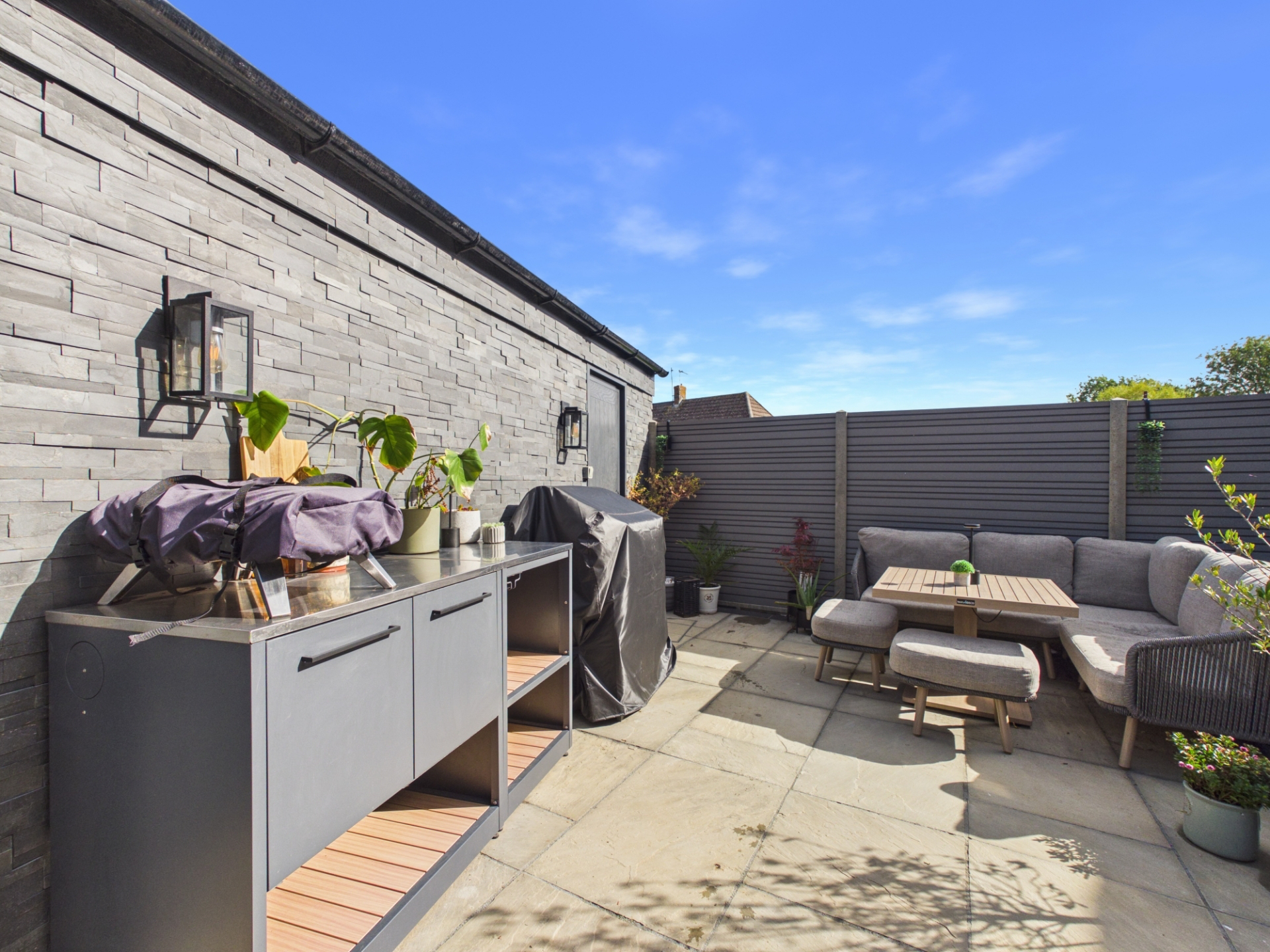 South Close, Long Buckby, NN6 7PX, photo 11