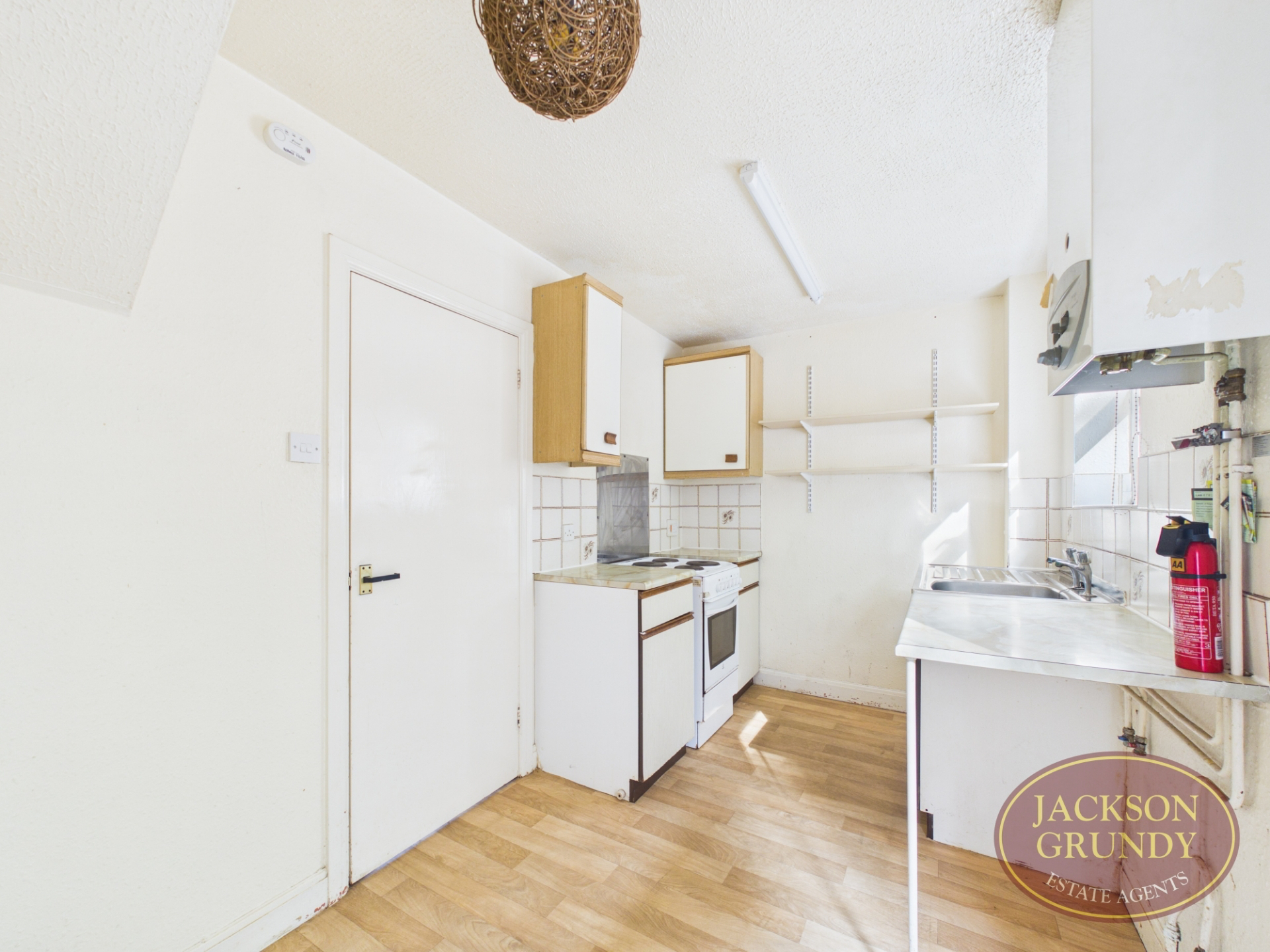 Barley Hill Road, Southfields, NN3 5JA, photo 6