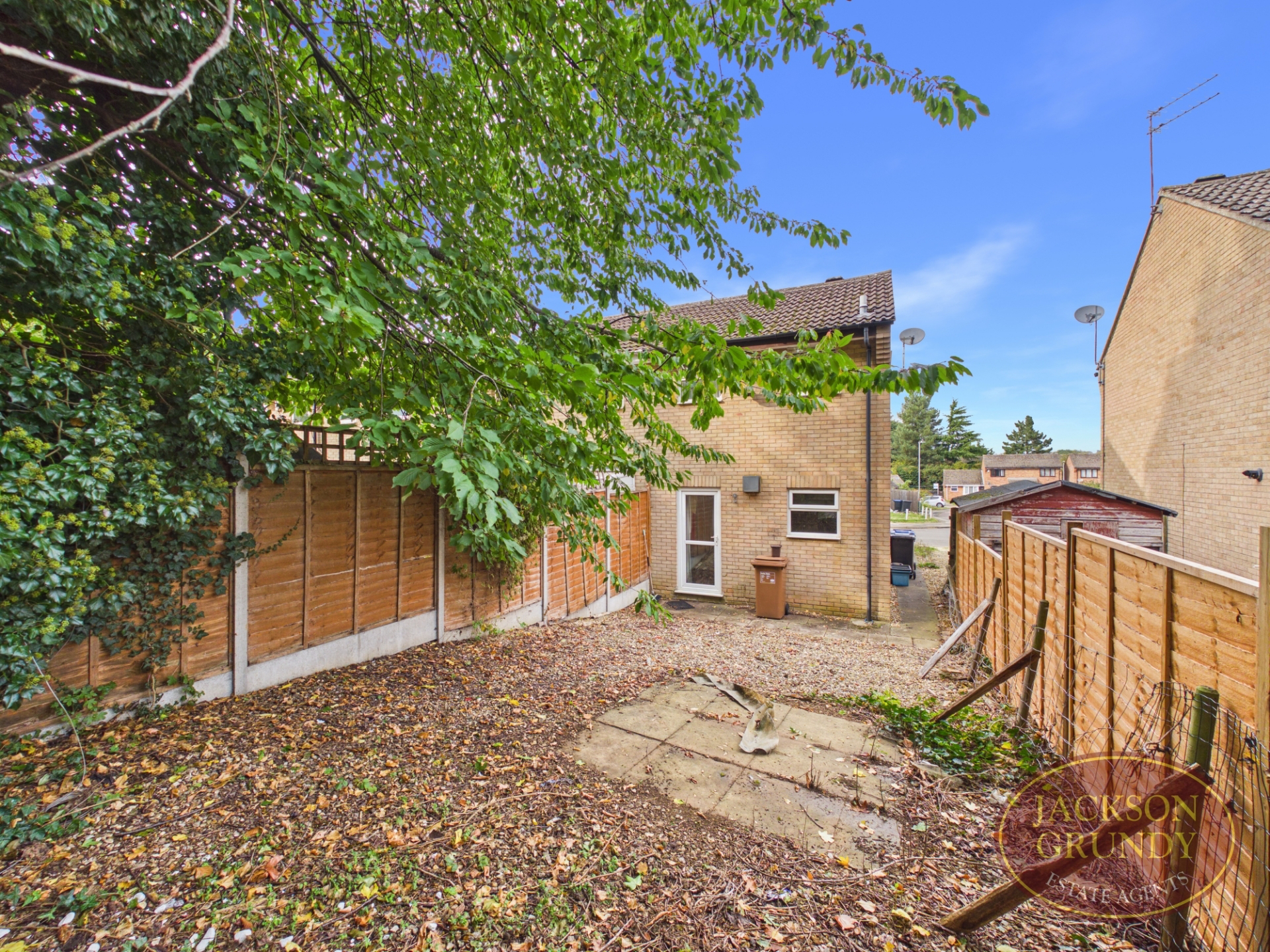 Barley Hill Road, Southfields, NN3 5JA, photo 2