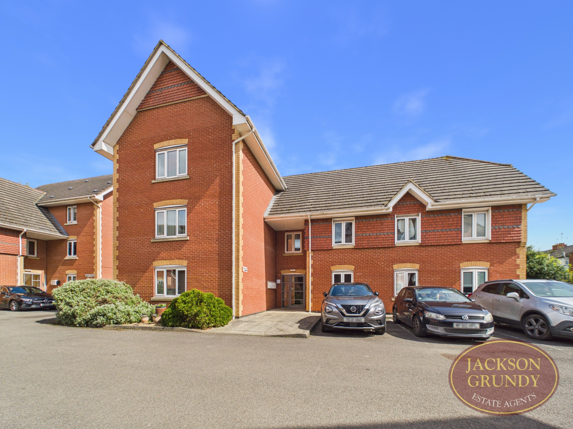 Chestnut Road, Abington, NN3 2JL
