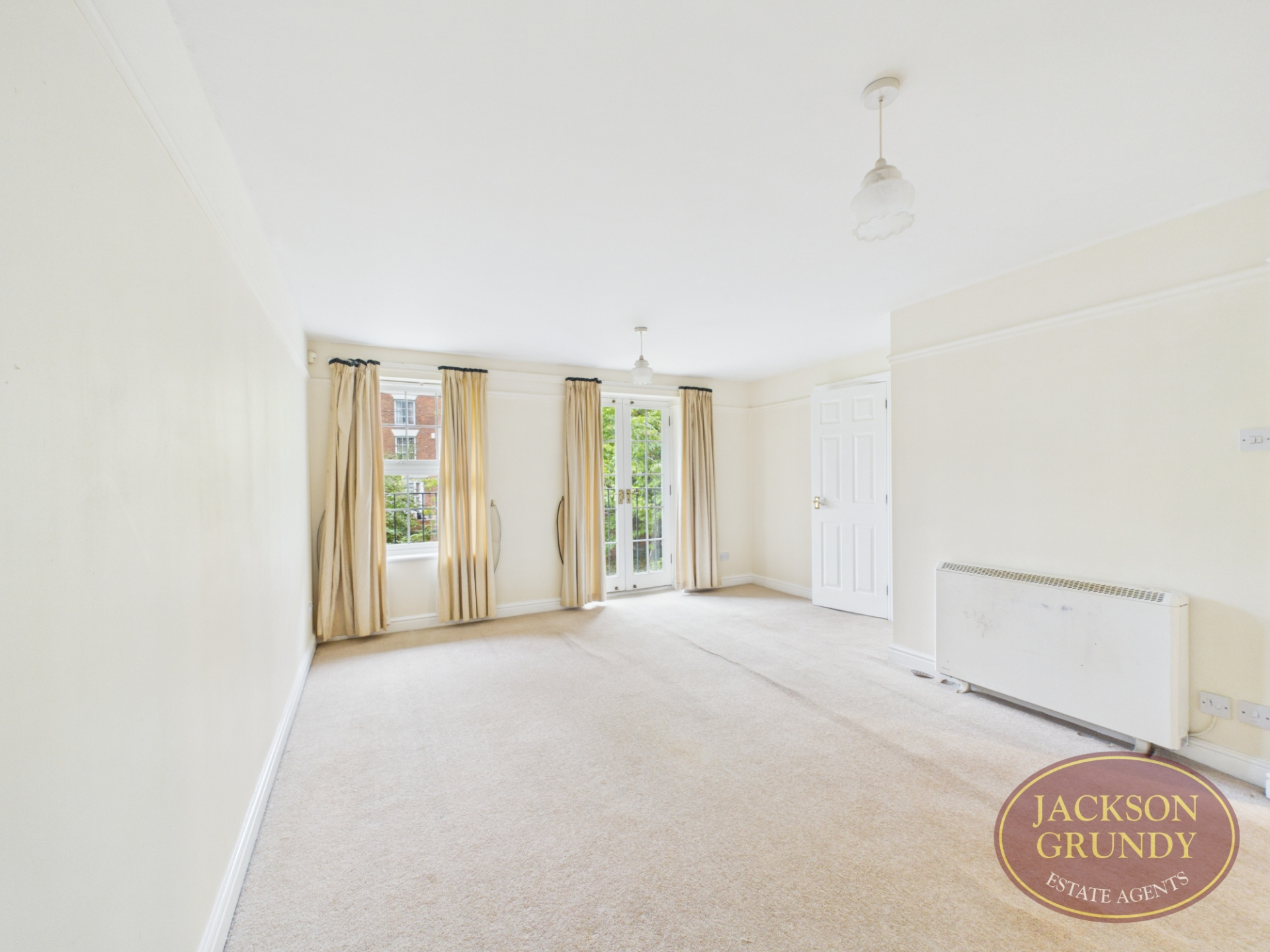 Scholars Court, Derngate, NN1 1ES, photo 2