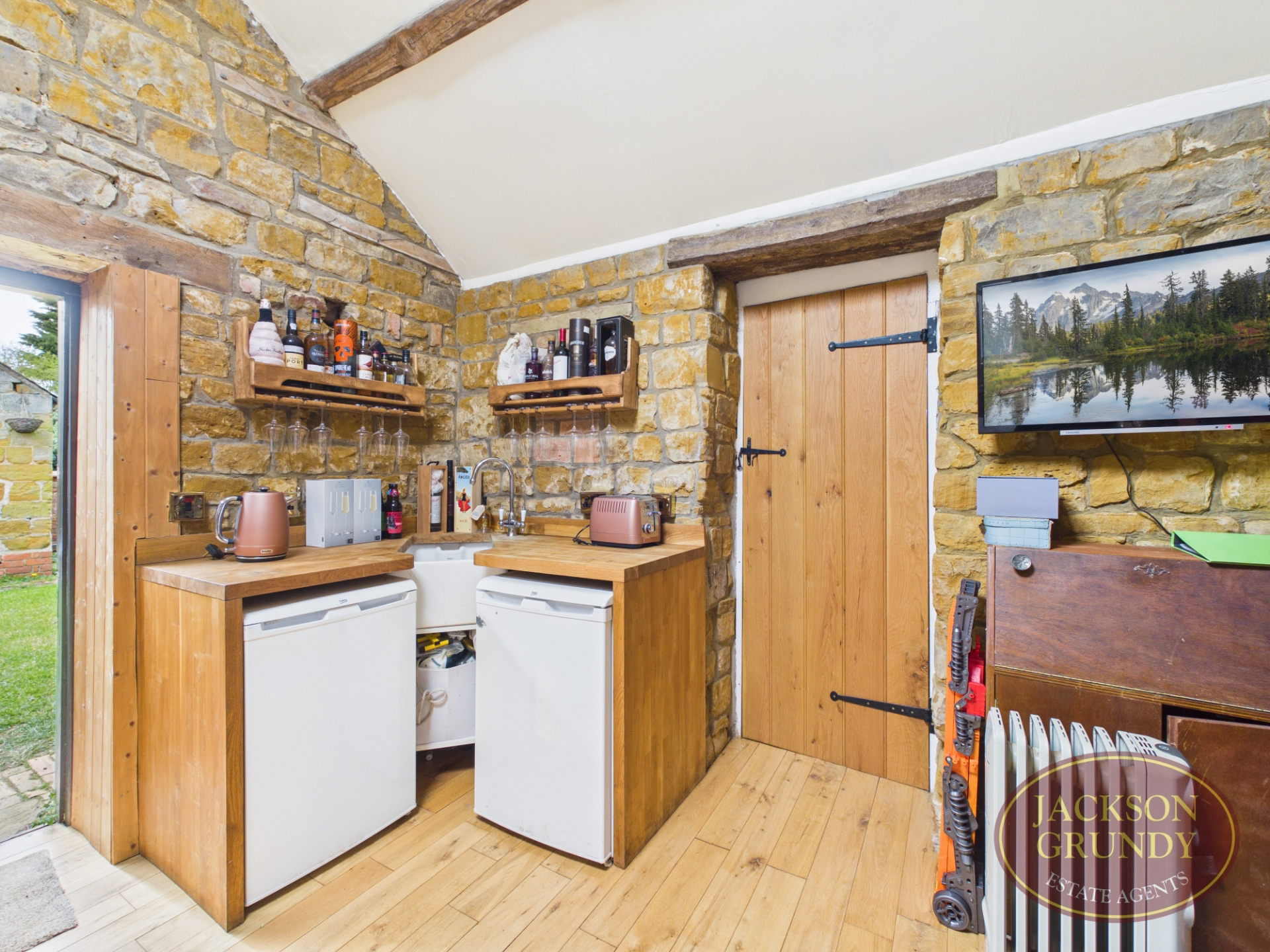 Main Street, Great Brington, NN7 4JB, photo 8