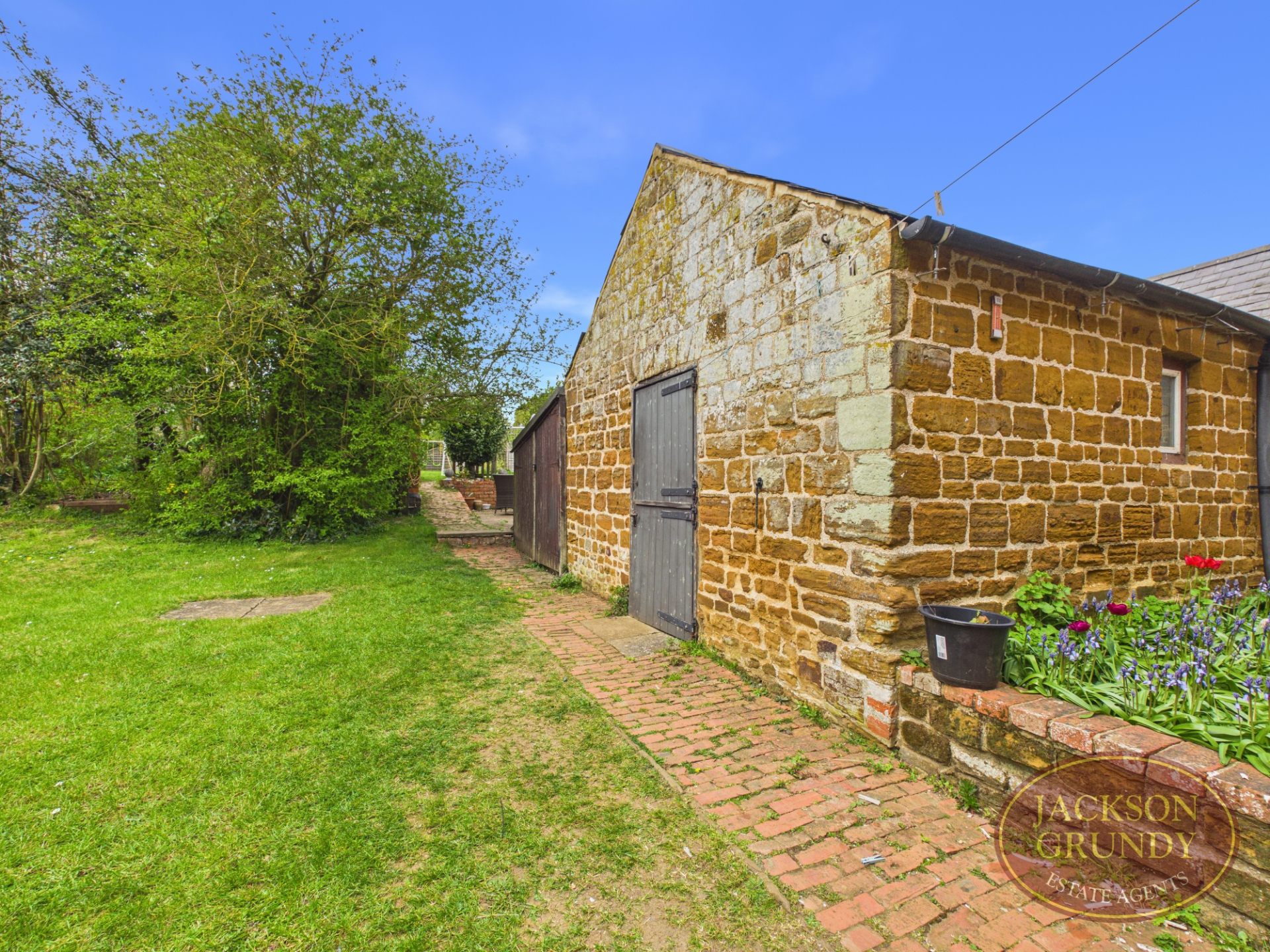 Main Street, Great Brington, NN7 4JB, photo 2