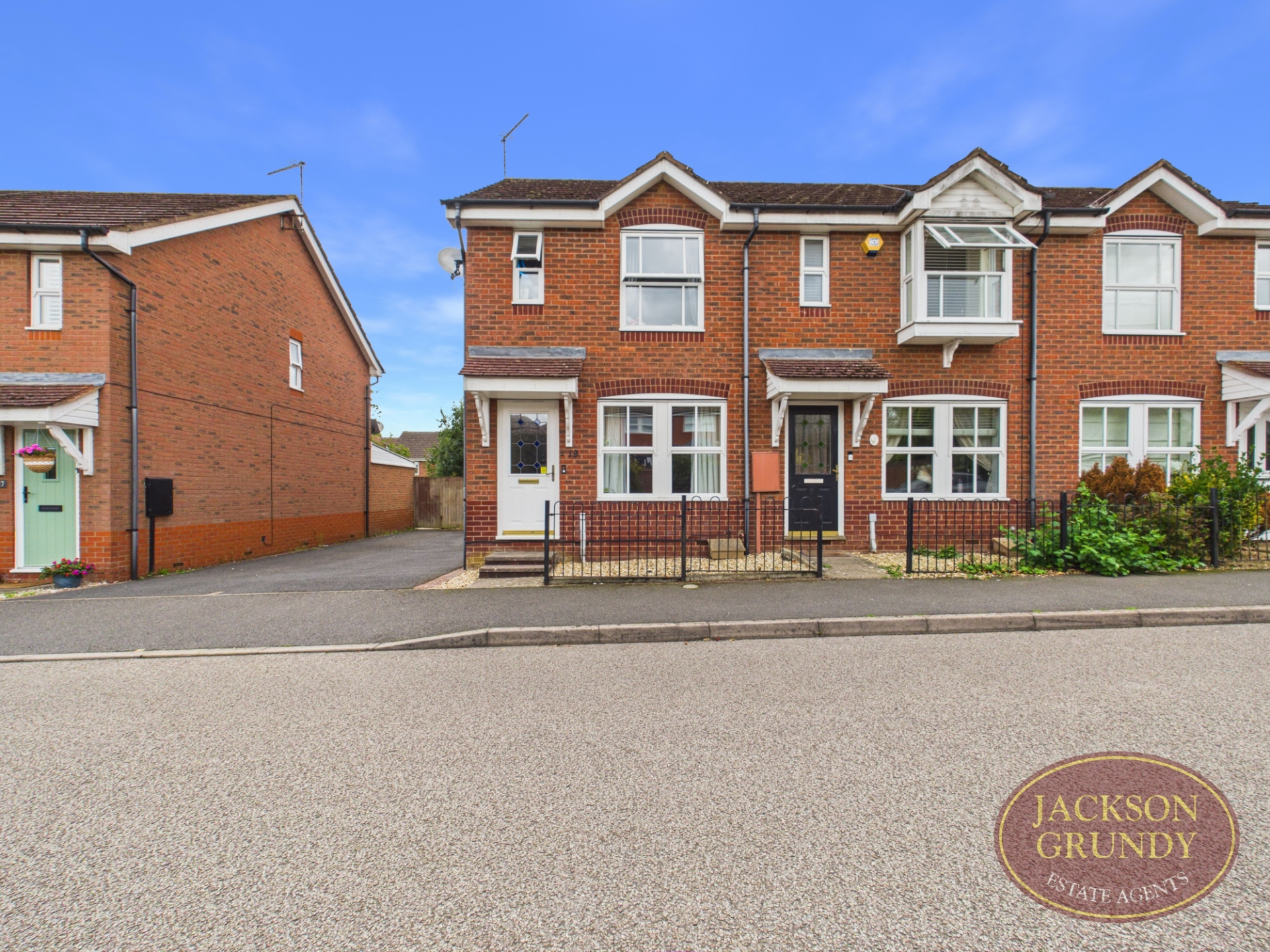 Dewar Drive, Daventry, NN11 9YS