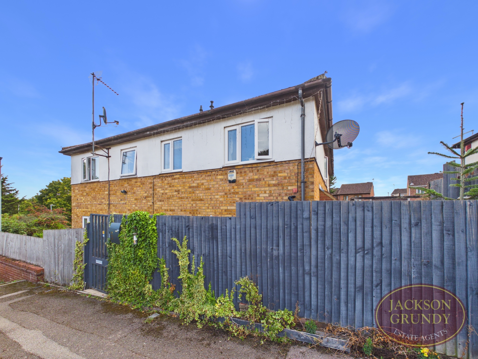 Winnington Close, Rectory Farm, NN3 5JN