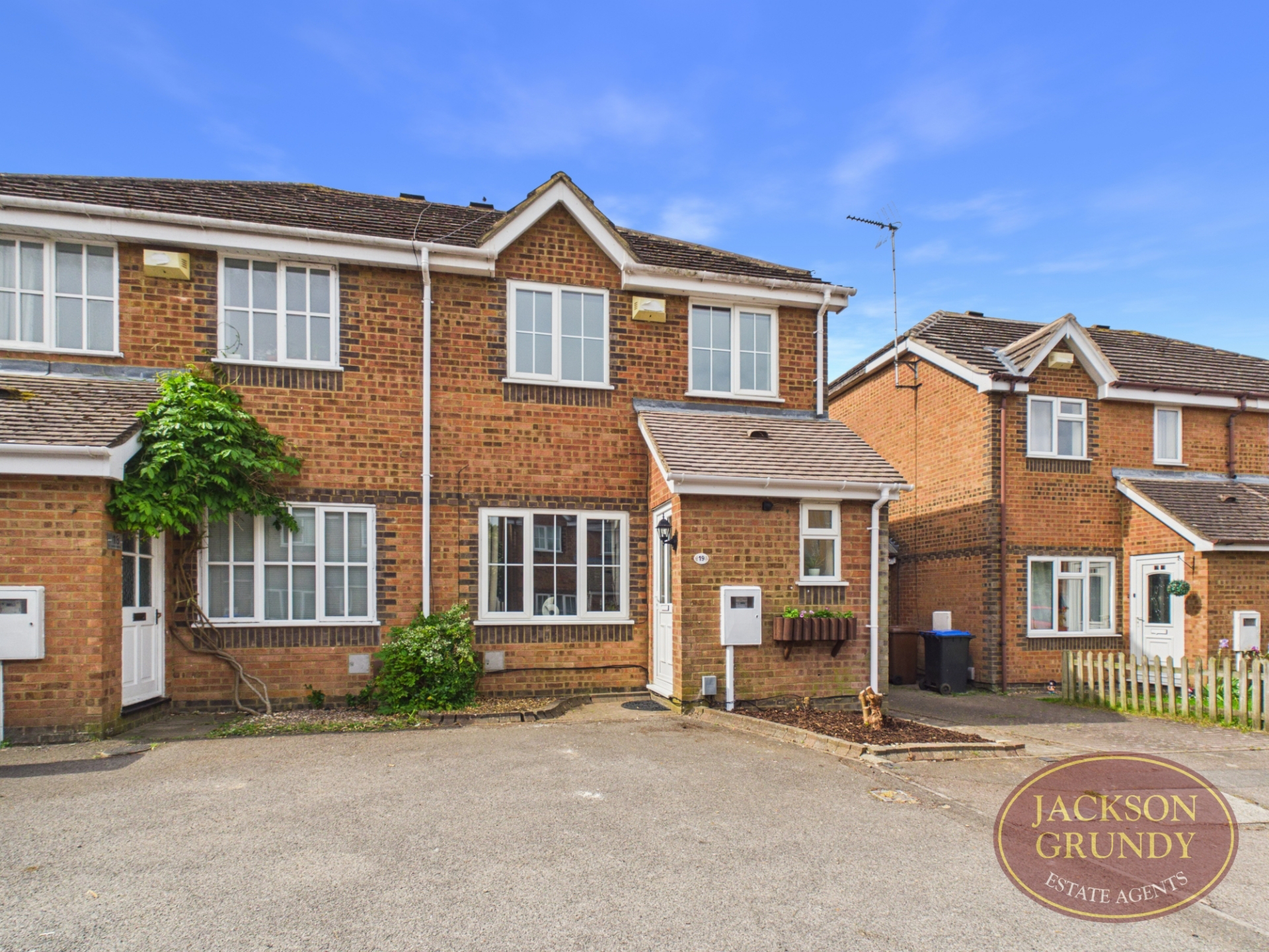 Tapeley Gardens, East Hunsbury, NN4 0XE