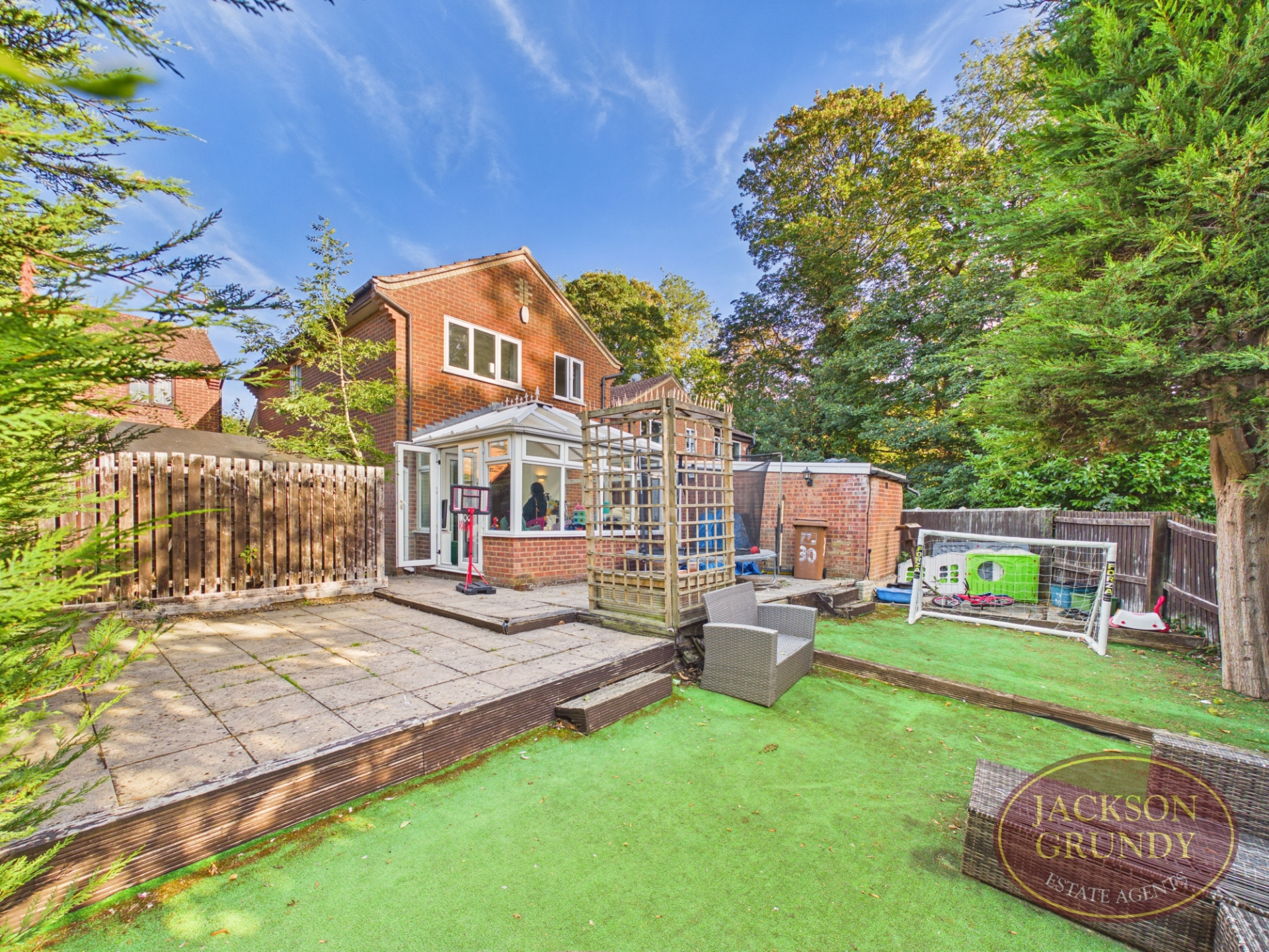 Ixworth Close, Watermeadow, NN3 8TW, photo 2