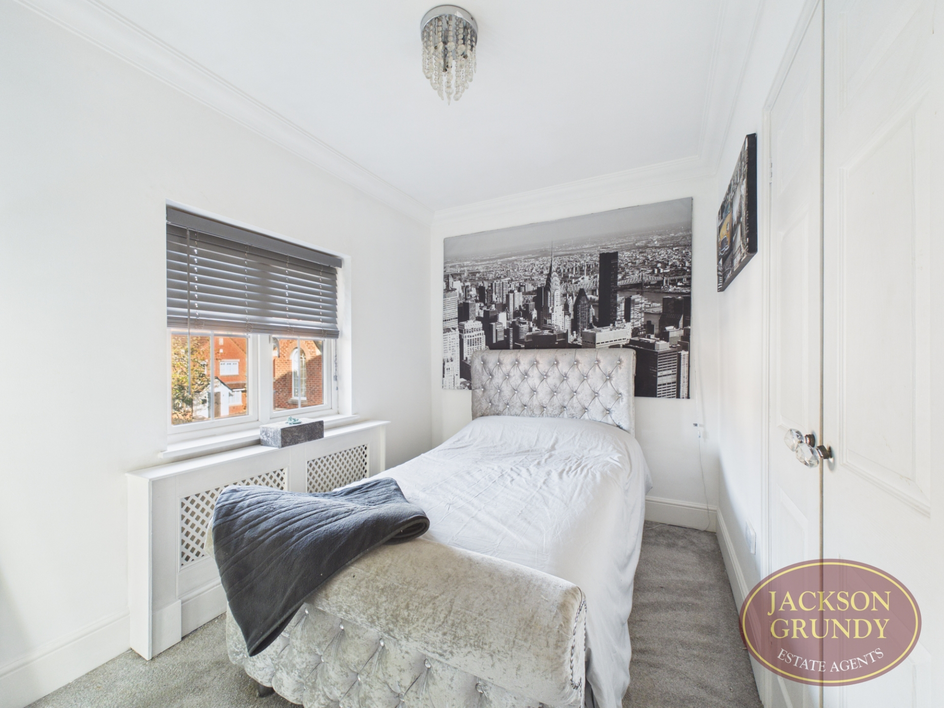The Spinney, Grange Park, NN4 5BT, photo 15