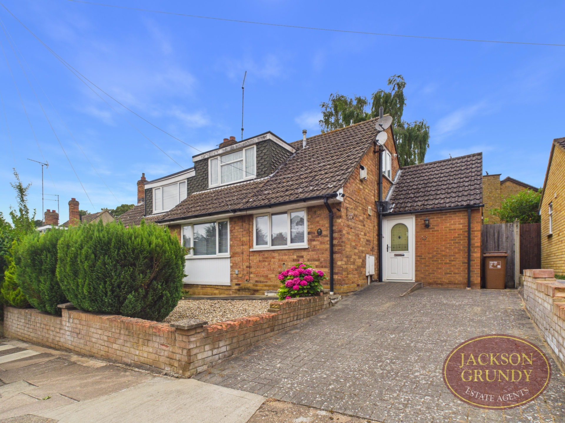 Brook Lane, Dallington, NN5 7HL