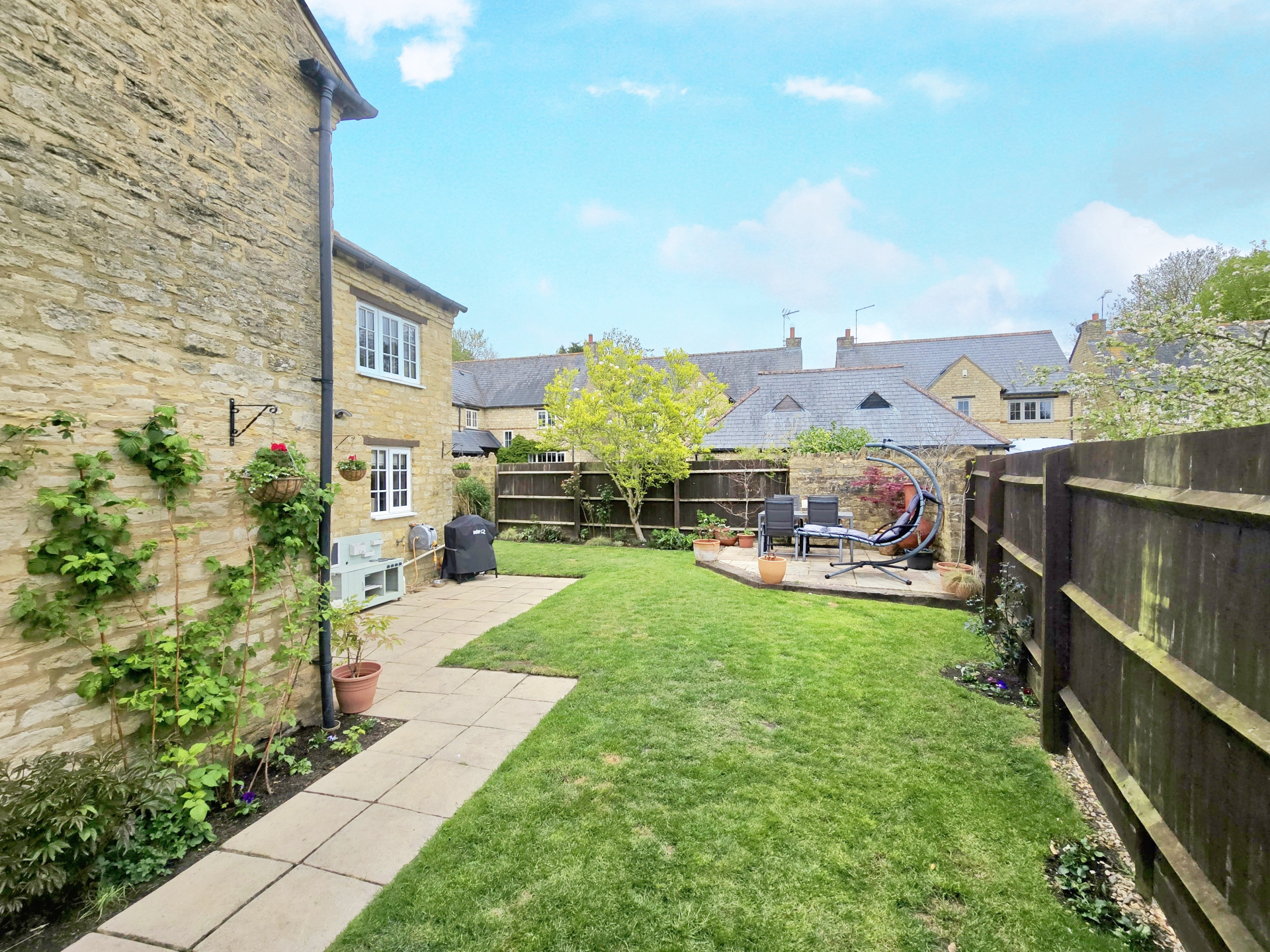 St. Michaels Court, Ashton, NN7 2PP, photo 17