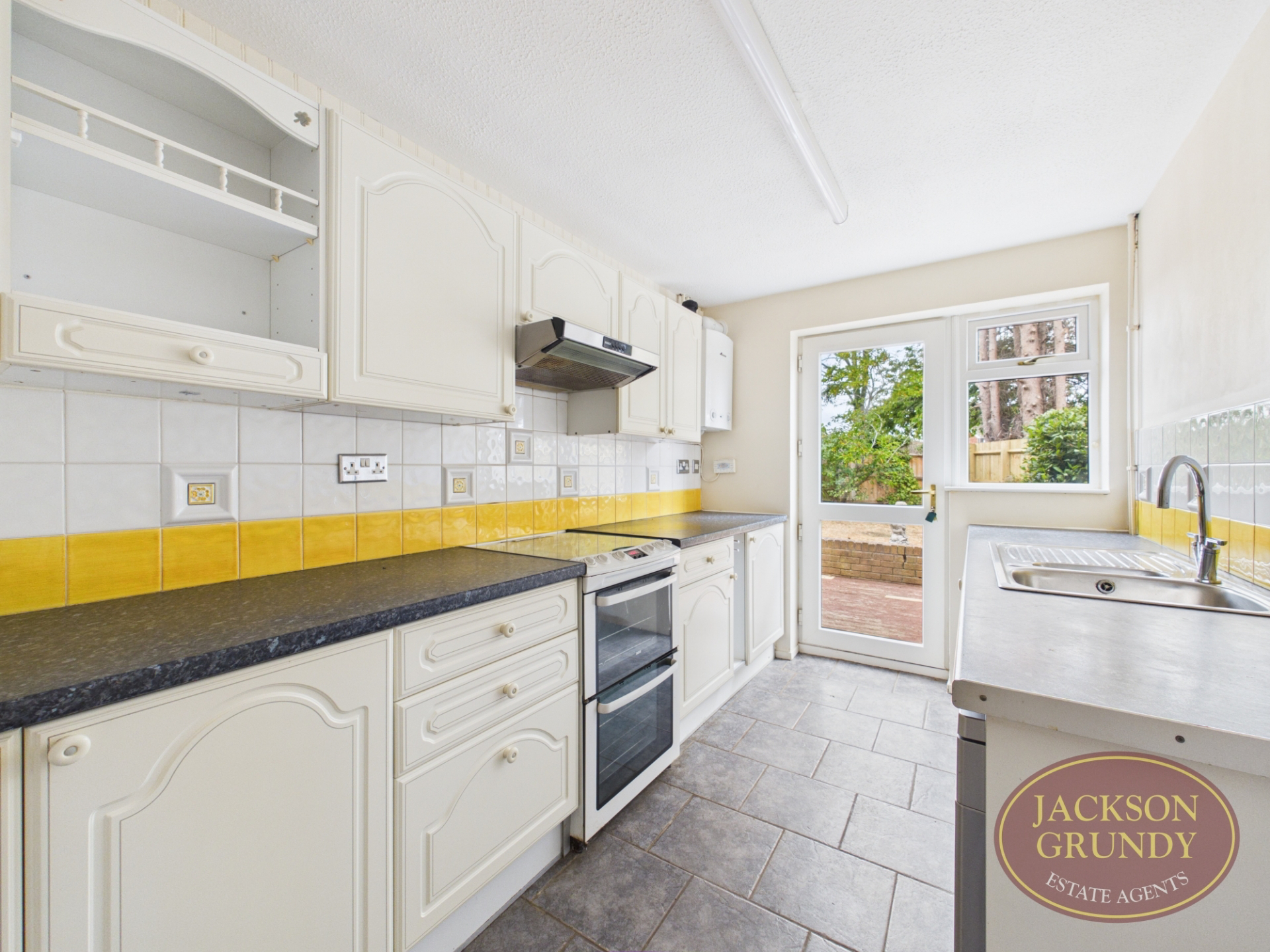 St. Anthonys Close, Daventry, NN11 4UF, photo 9