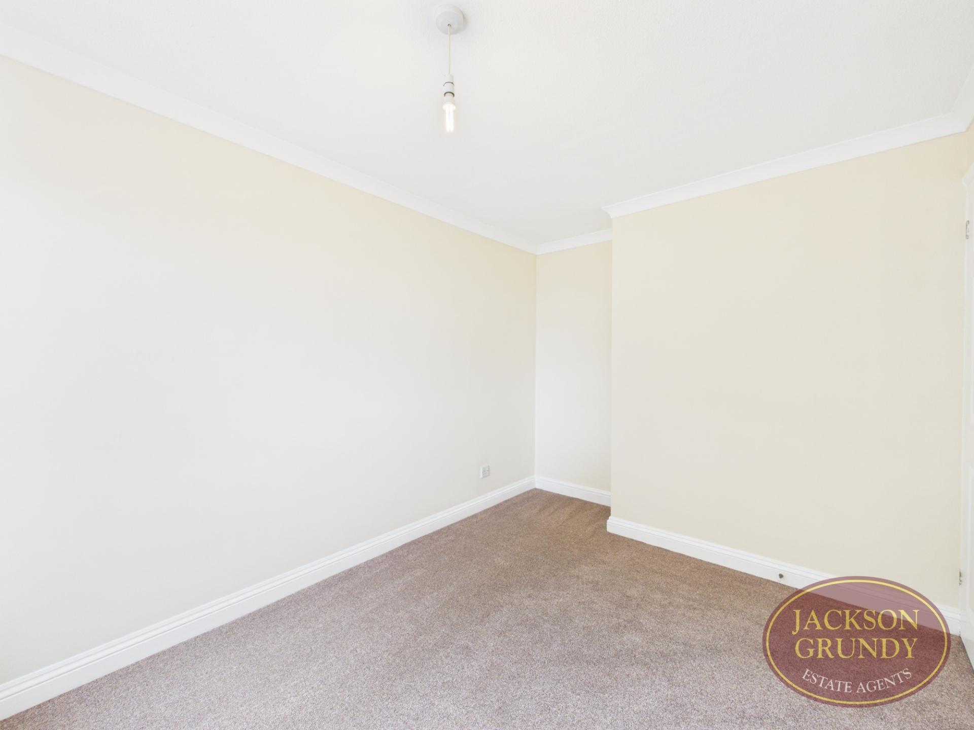 St. Anthonys Close, Daventry, NN11 4UF, photo 12