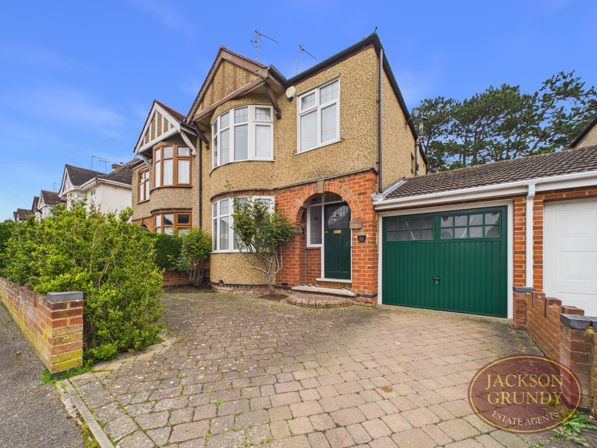 Bush Hill, Northampton, NN3 2PE