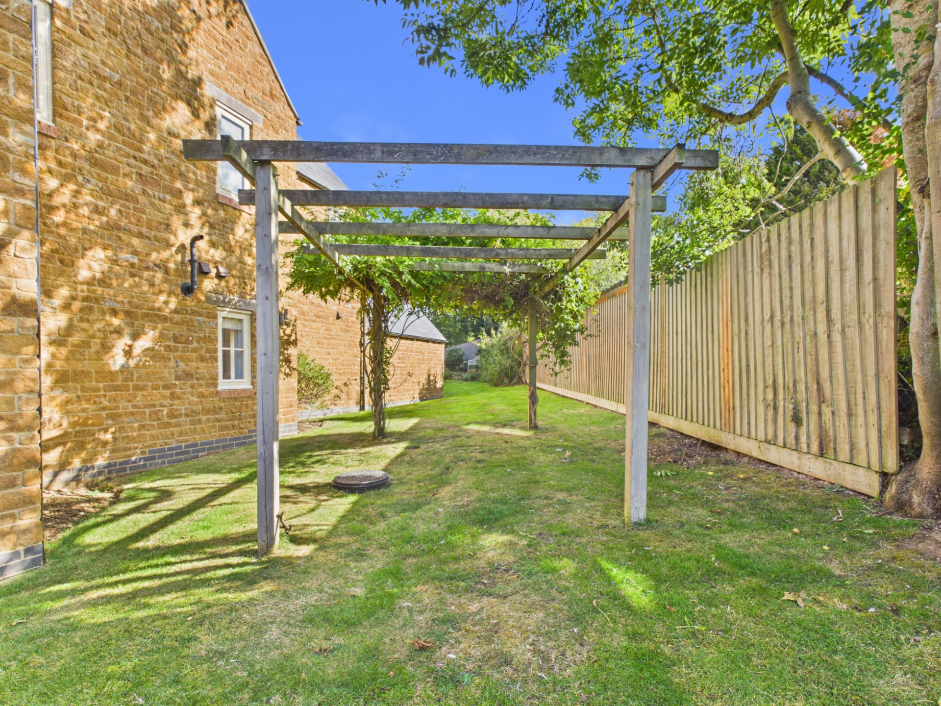 Harbidges Lane, Long Buckby, NN6 7QL, photo 32