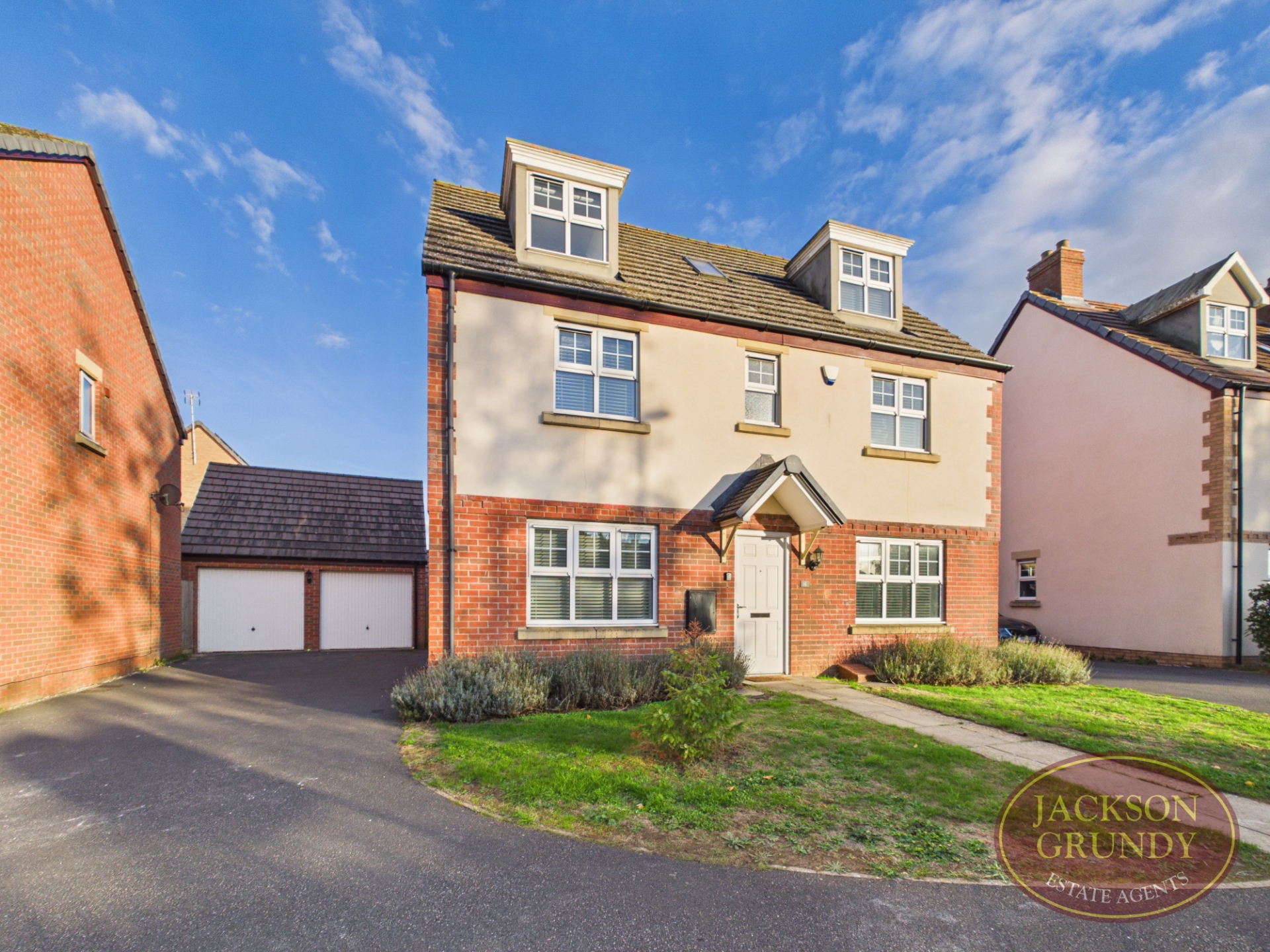 Lee Road, Harlestone Manor, NN5 6WP