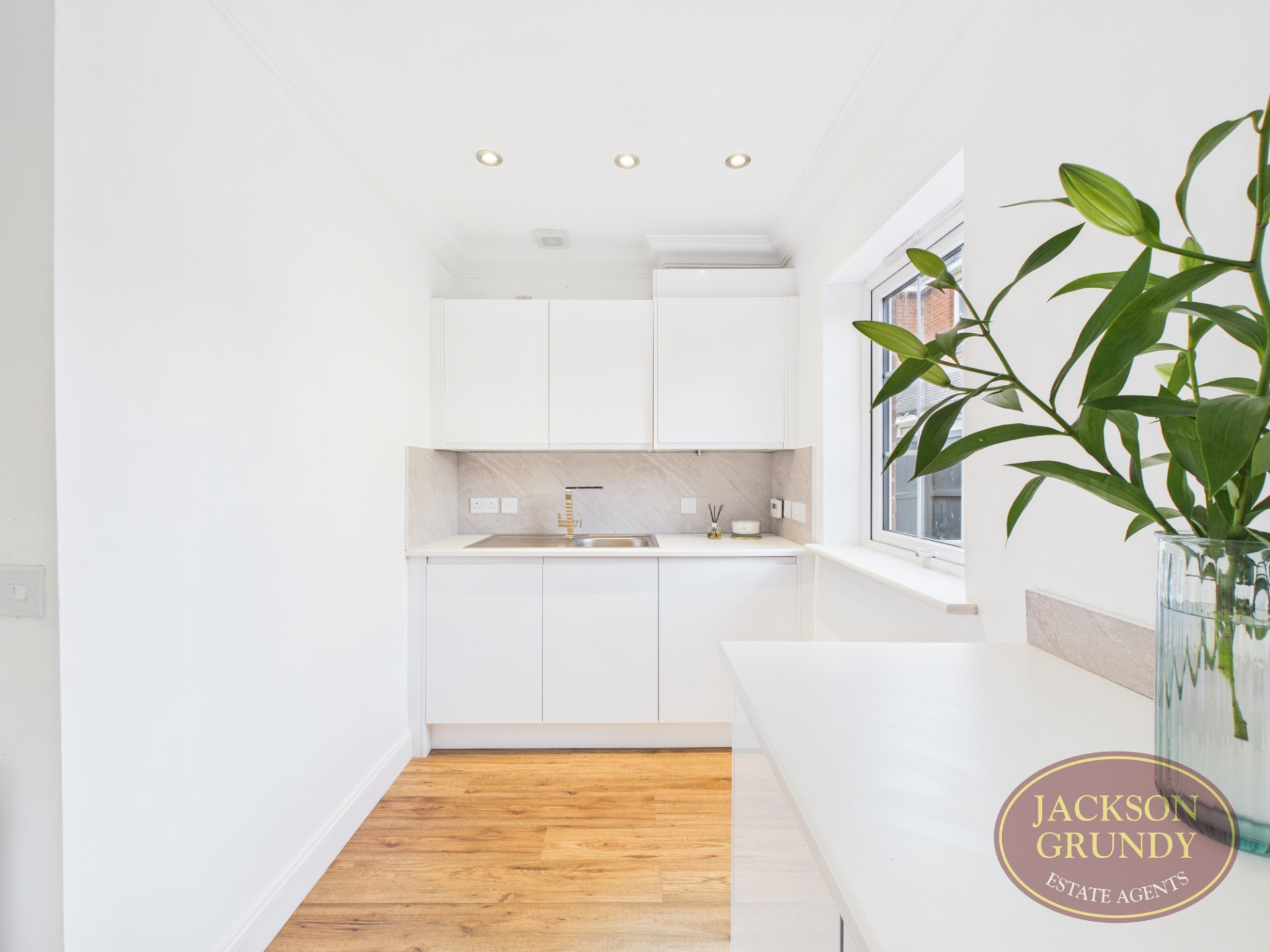 The Spinney, Grange Park, NN4 5BT, photo 8